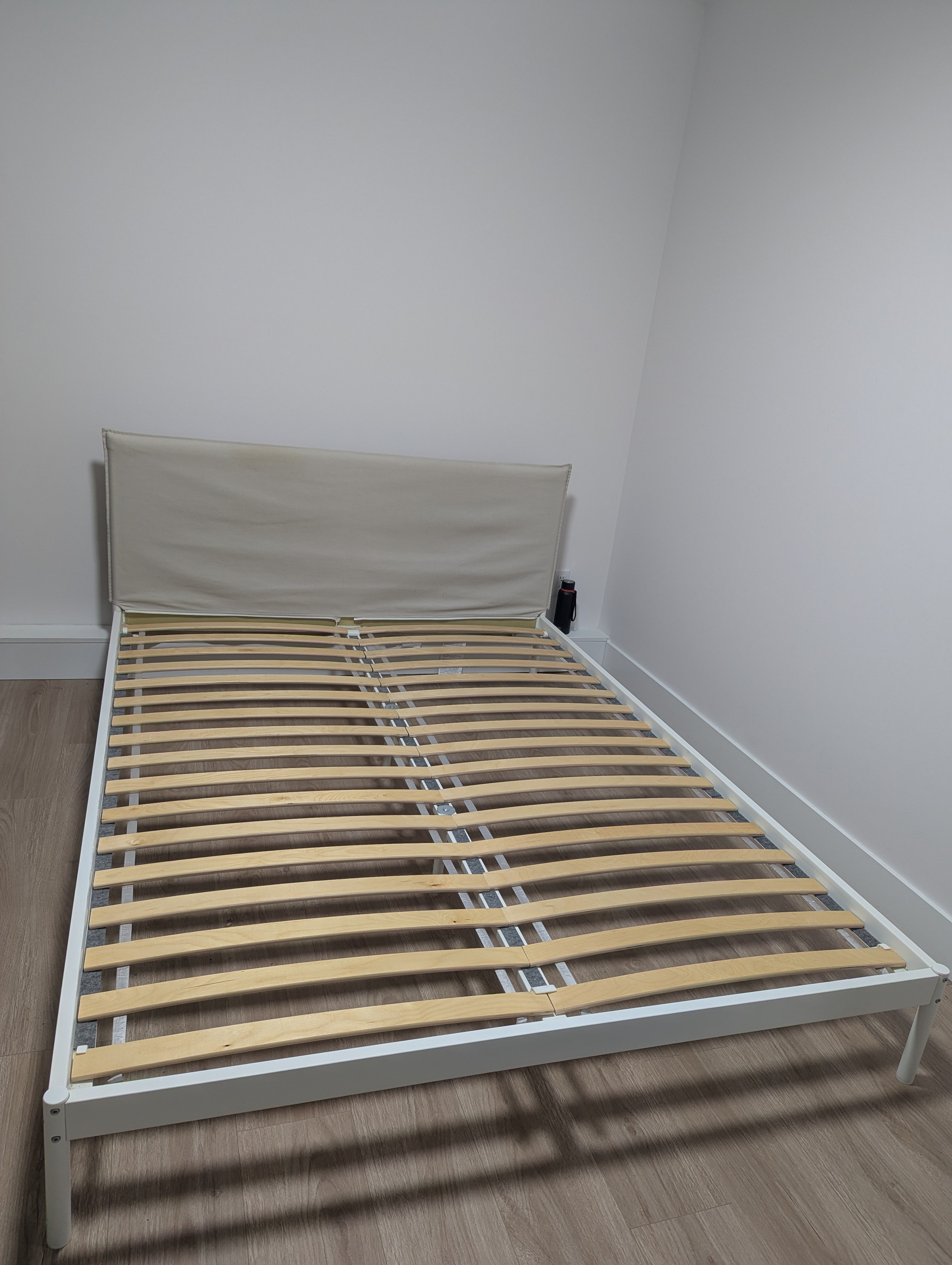 PickUp only | Queen Bed Frame - IKEA KLEPPSTAD | Good Condition - photo 2