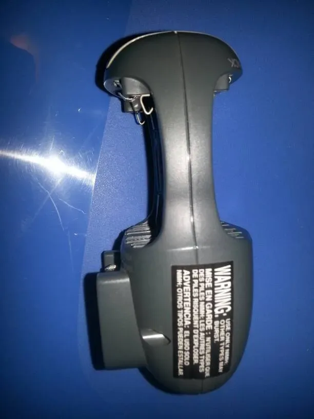 Rayovac AA Battery Charger For Rechargeable Batteries - photo 2