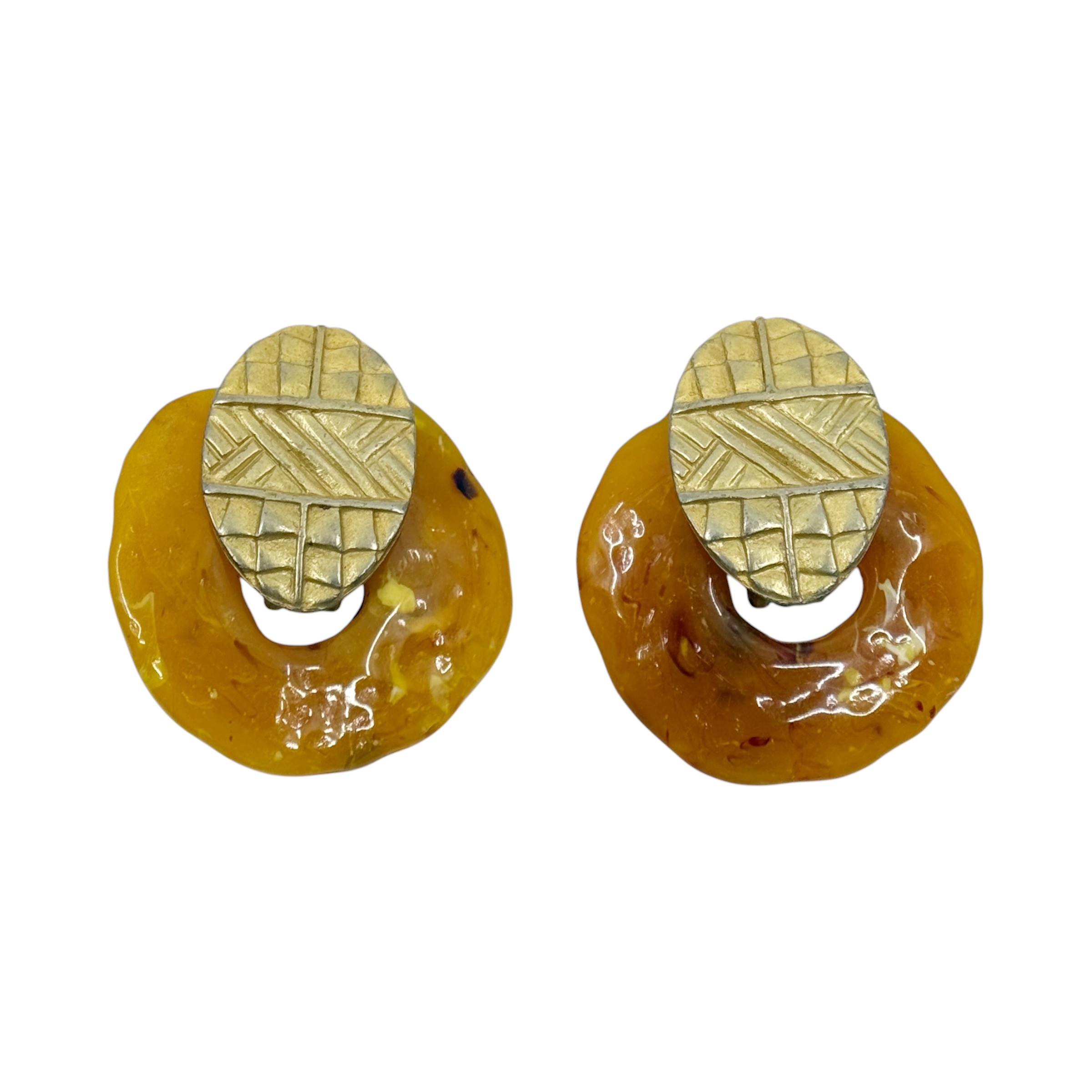 Vintage Gold tone Amber lucite clip on earrings - GM3024