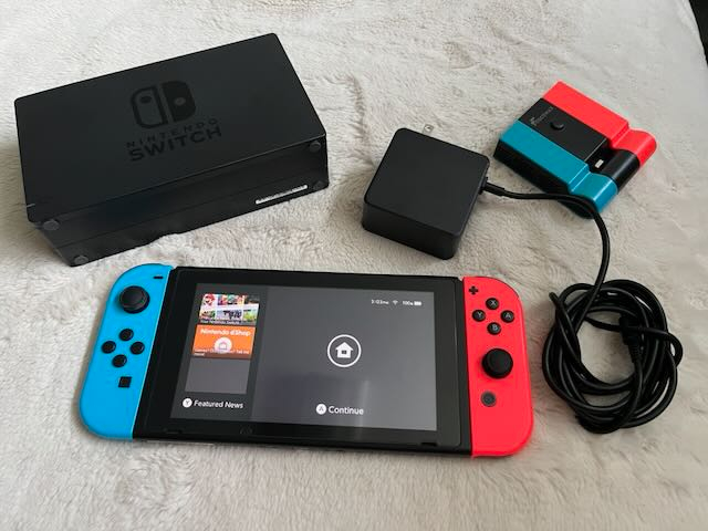 Nintendo switch + accessories