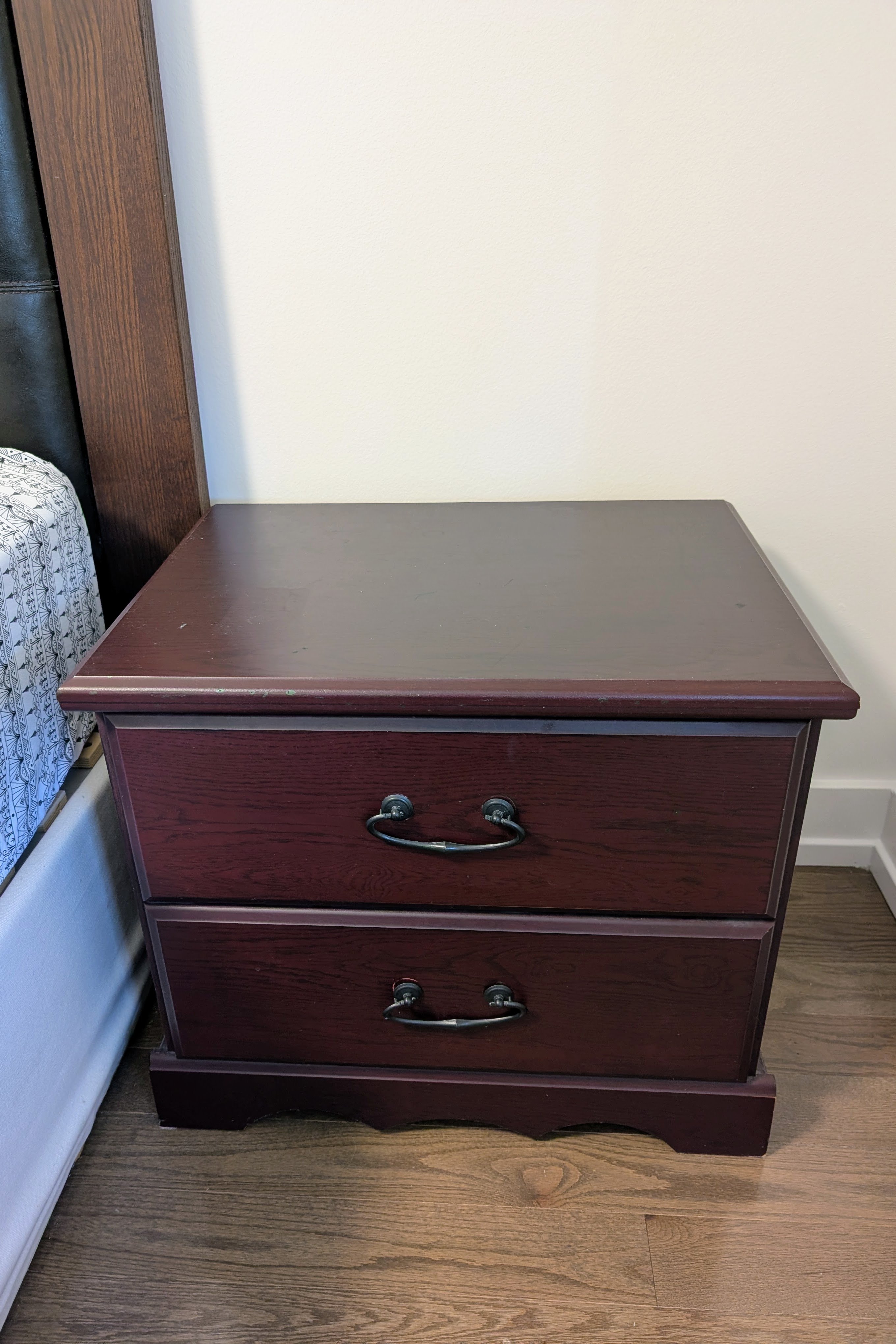 Dark Cherry Wood Nightstand with 2 Drawers