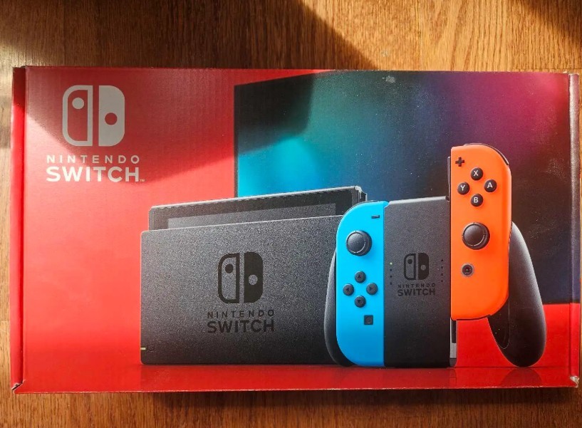 Nintendo Switch V2 Console – Excellent Condition - photo 4