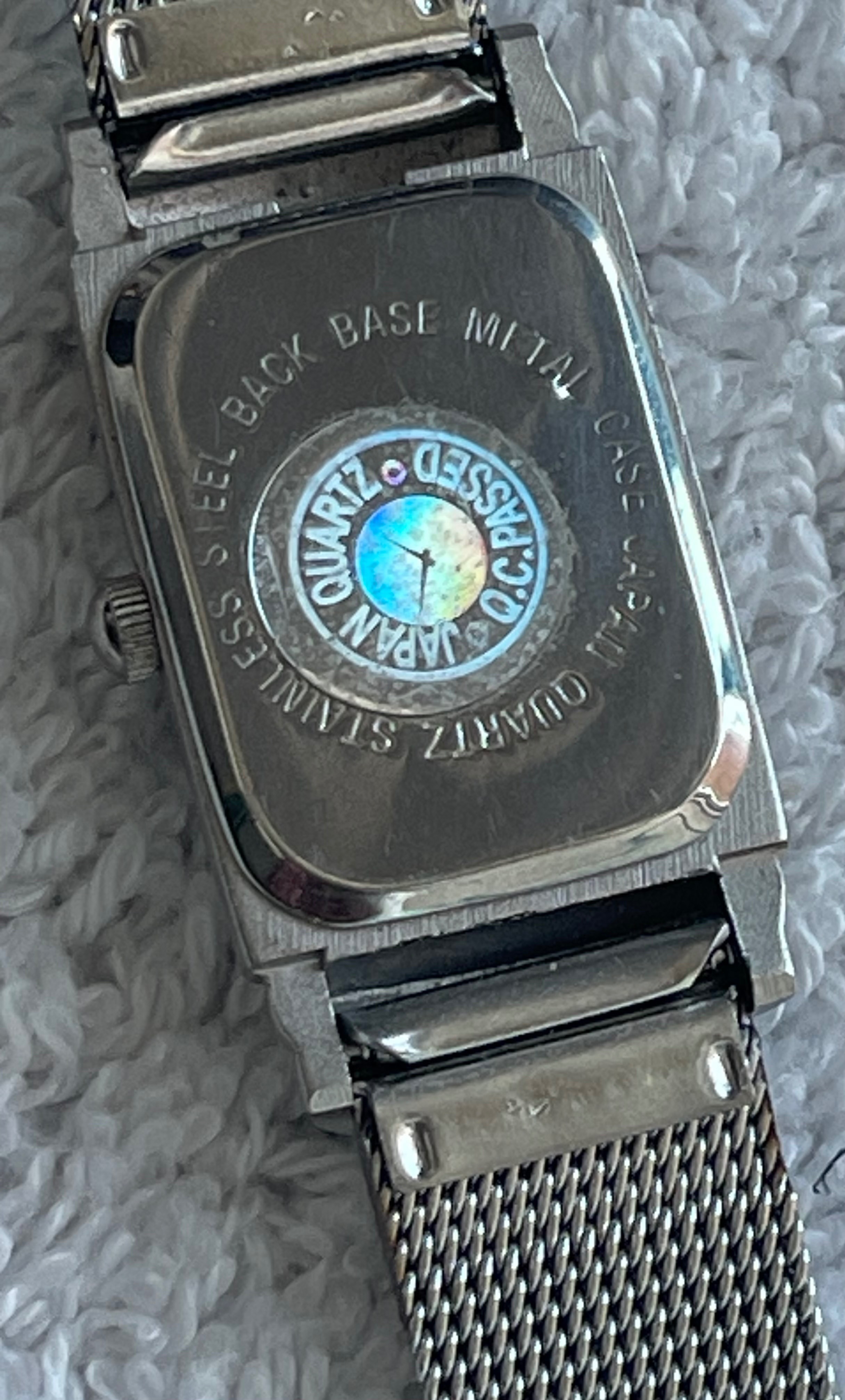 Vintage Quemex Silver Tank Watch w/ Mesh Strap (Needs Battery) - photo 5