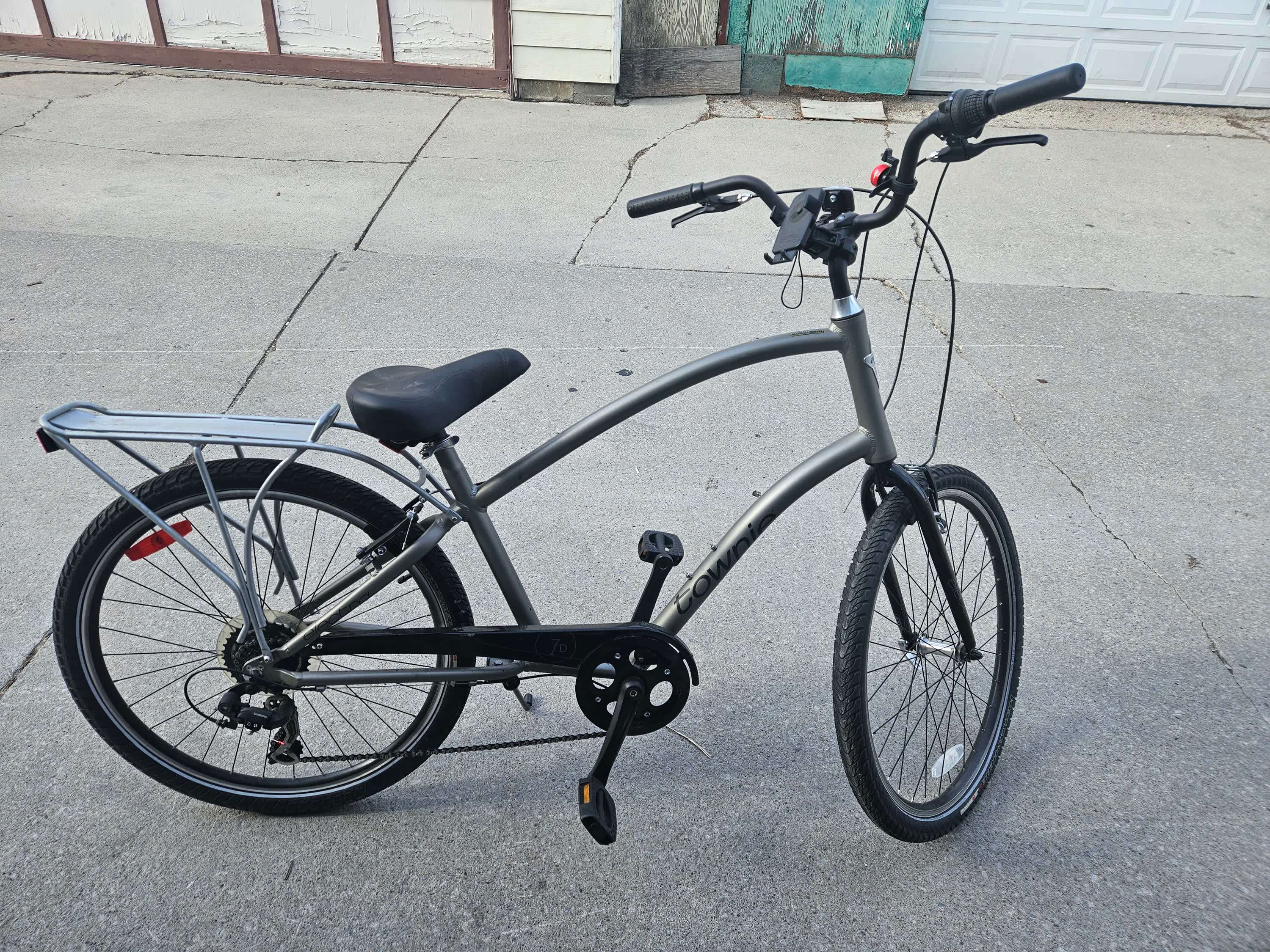 Electra Townie 7D Cruiser Bike - $300 - photo 2