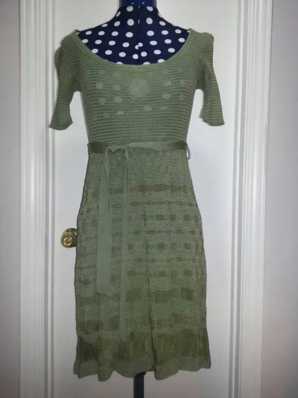 Fancy Green Dress With Waist Tie And Slip (Fits Like Small)