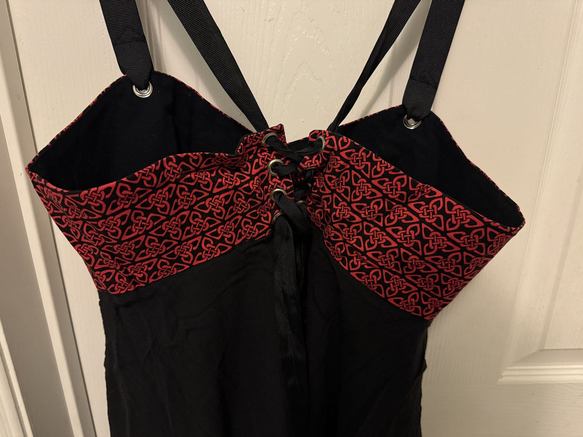Black and Red Halter Top with Lace-Up Back - photo 3