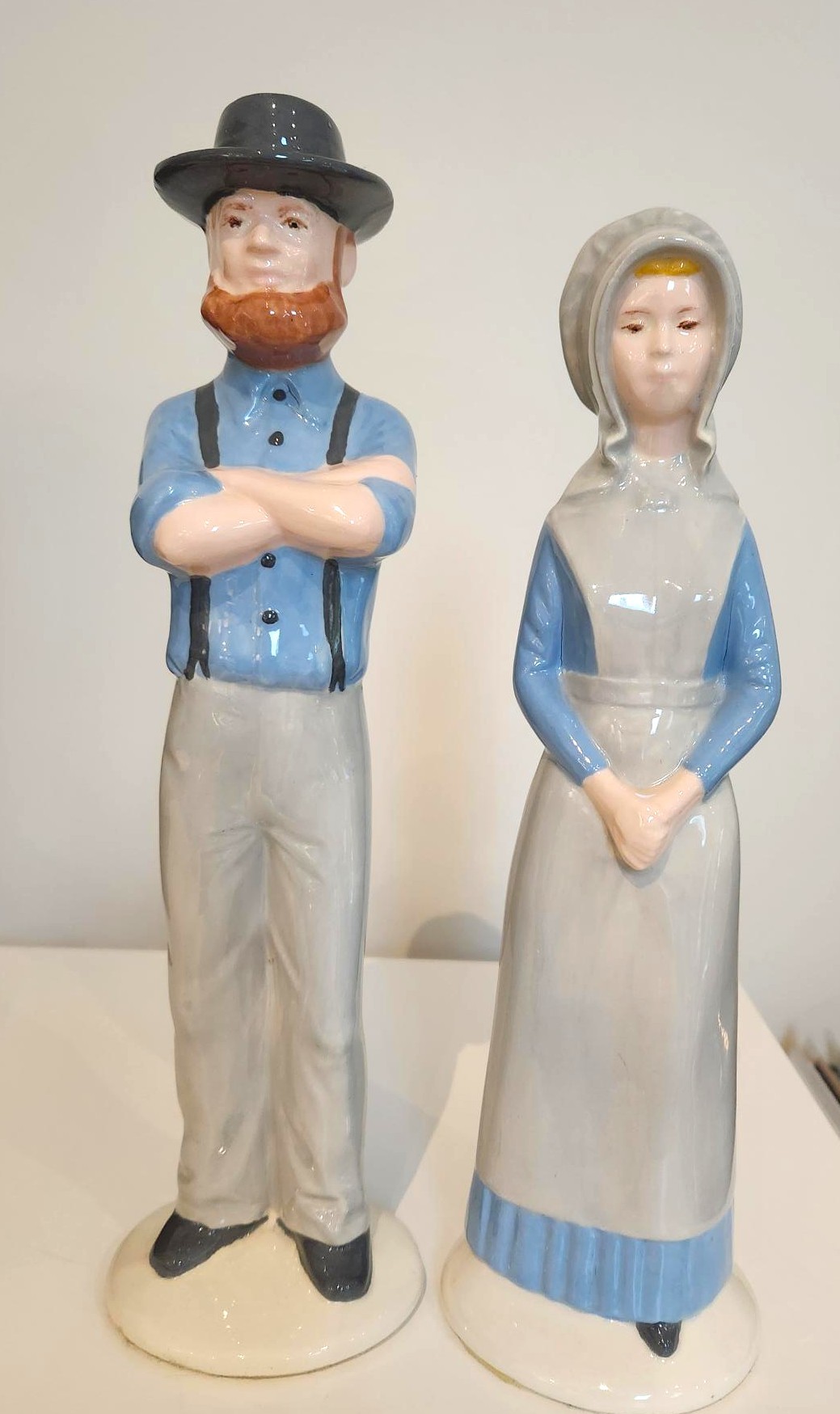 Vintage Byron Molds Amish Couple, Man & Woman Ceramic Figurines