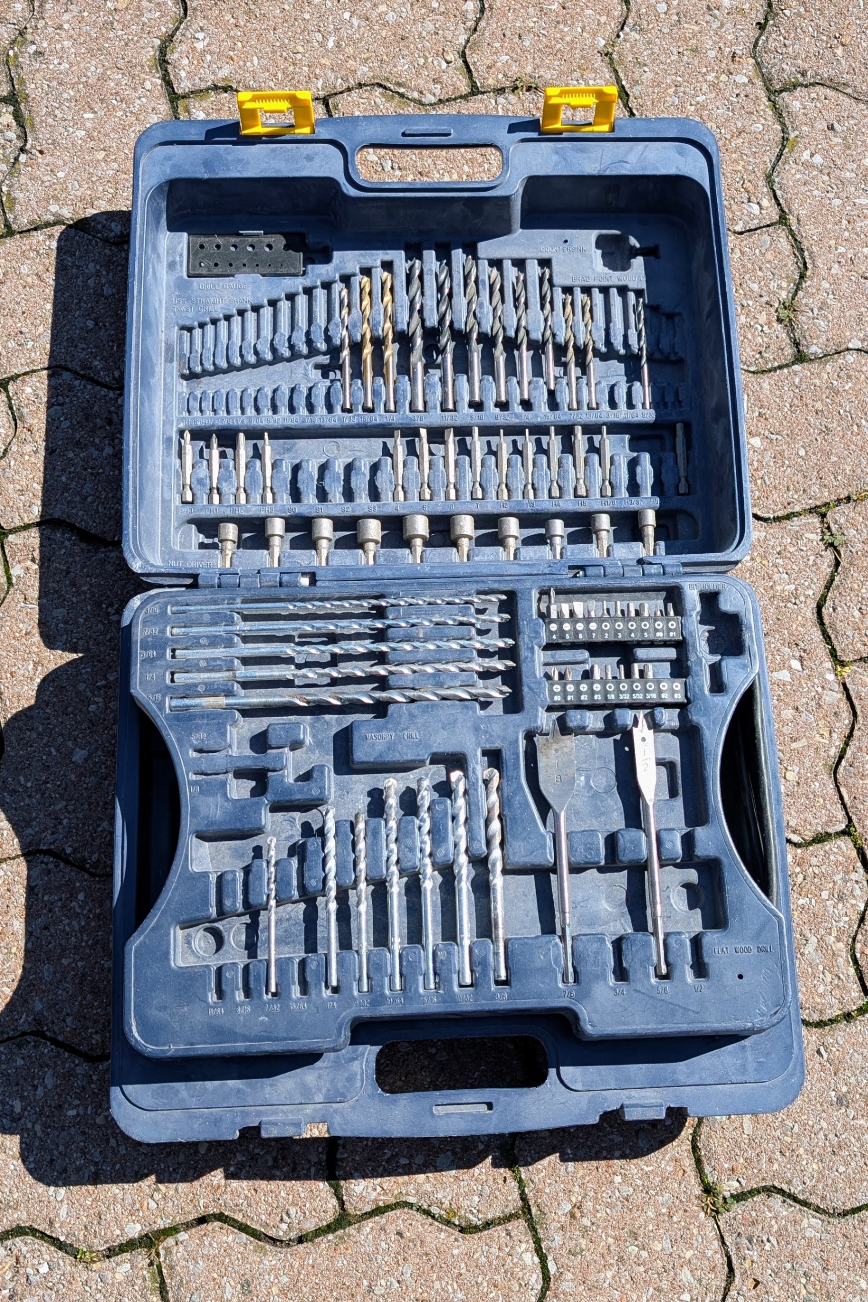 Mastercraft Corded Drill and Accessories Set - photo 2