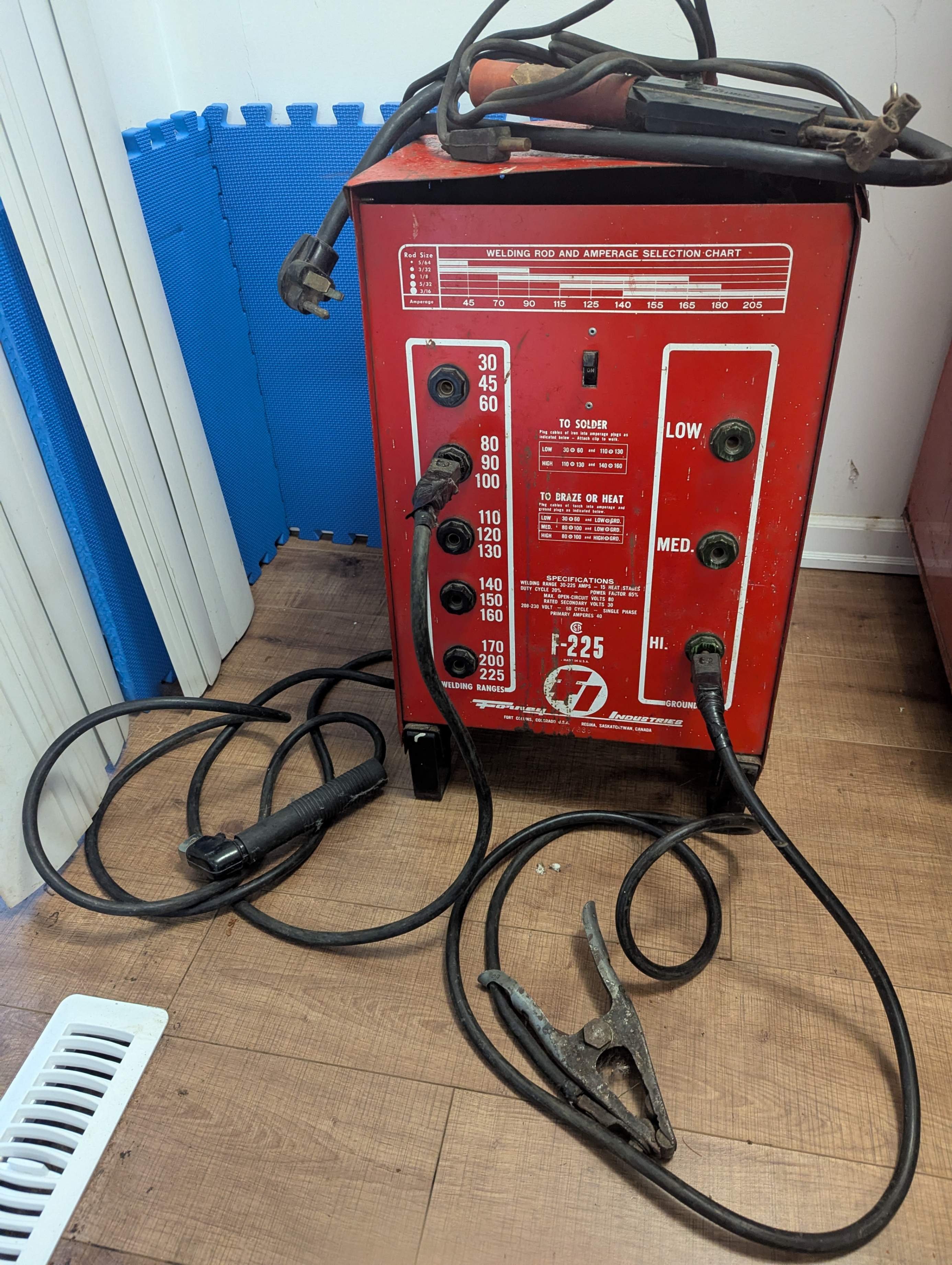 Forney Industries F-225 Welder 220v