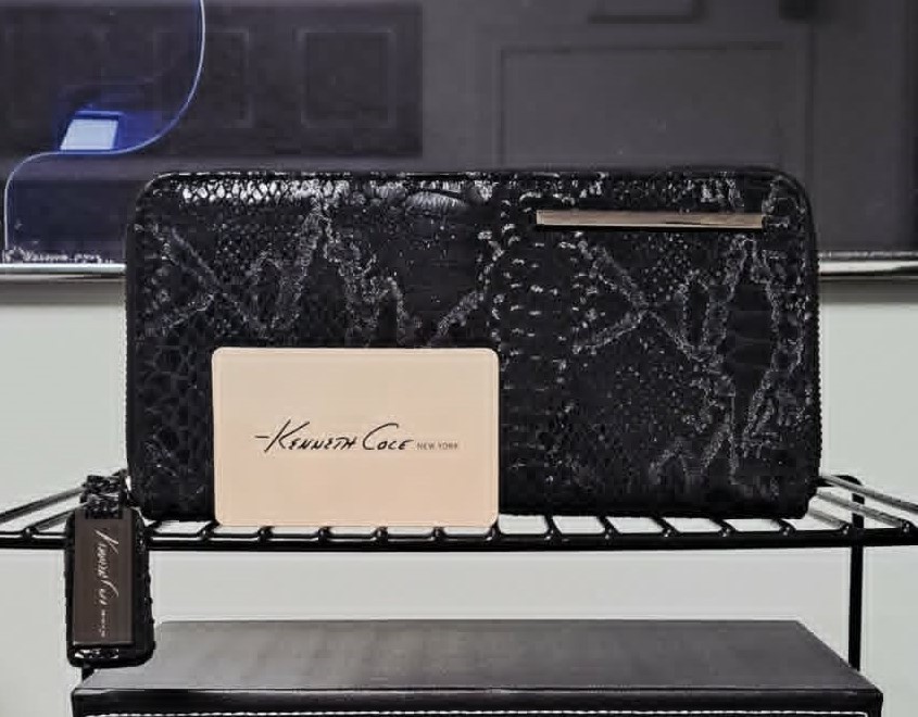New Kenneth Cole New York Black Snake Print Zip Around Wallet