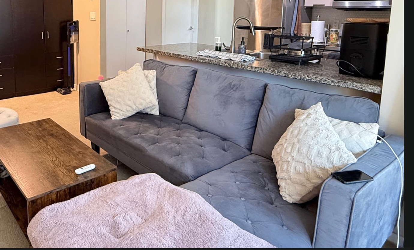 L shaped couch - photo 3