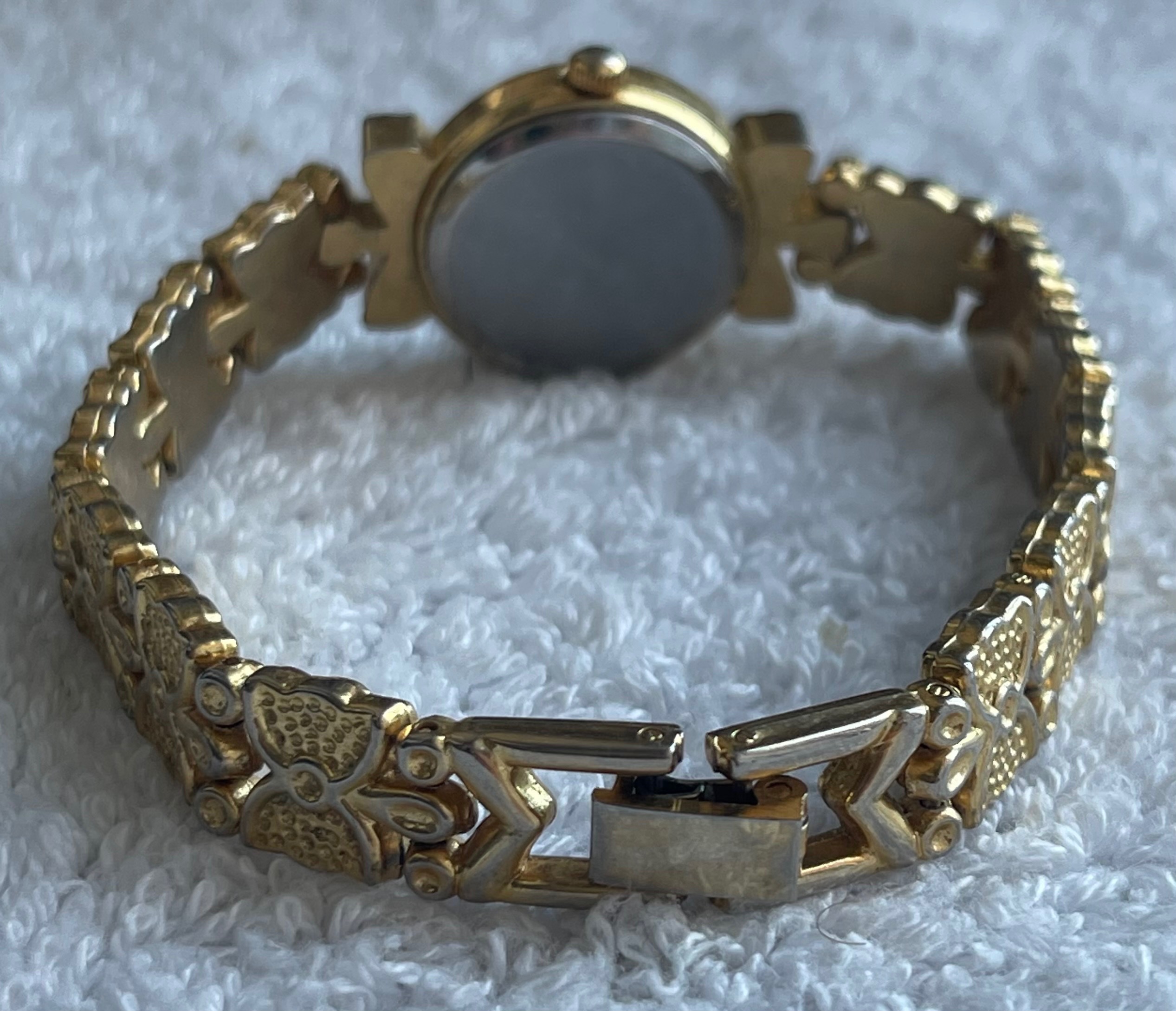 Vintage Philip Wells Gold Butterfly Link Watch (Needs Battery) - photo 4