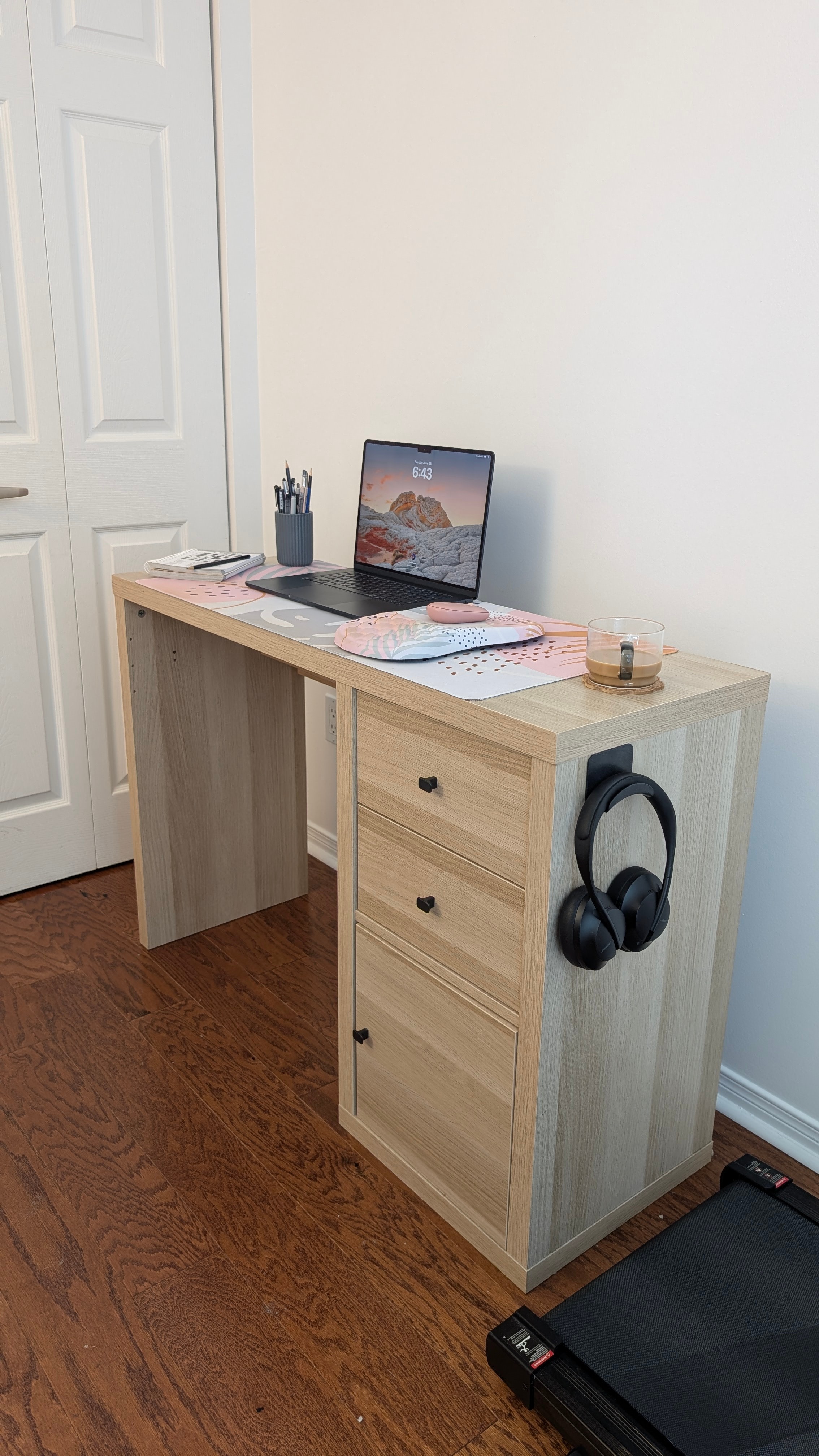 Desk with Storage & Accessories – Oak Effect