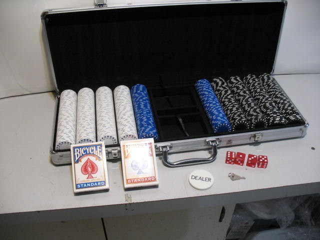 500 Piece Bicycle Poker Set, LIKE NEW - photo 5