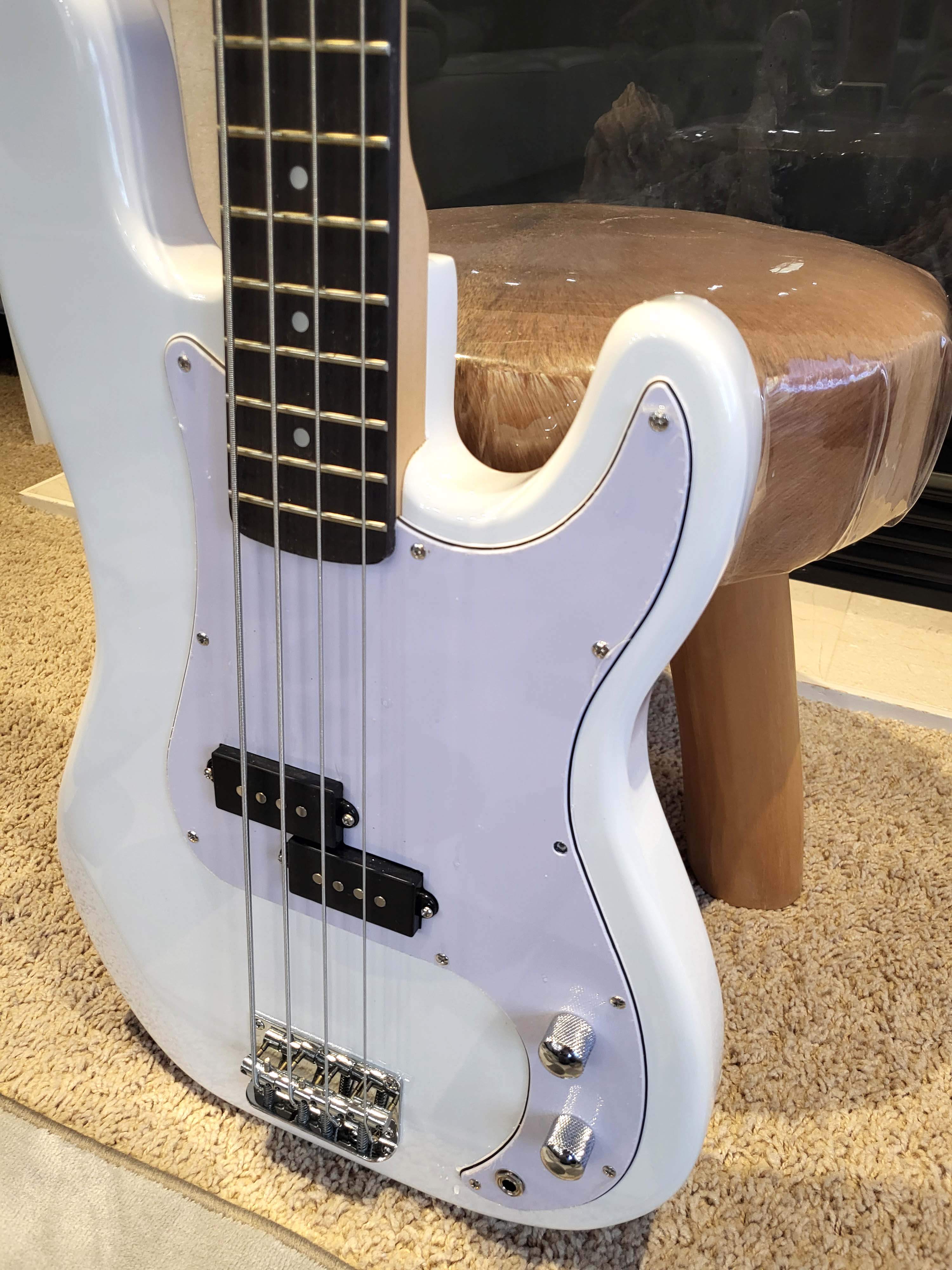Brand New White Bass Guitar Precision style full size - photo 3