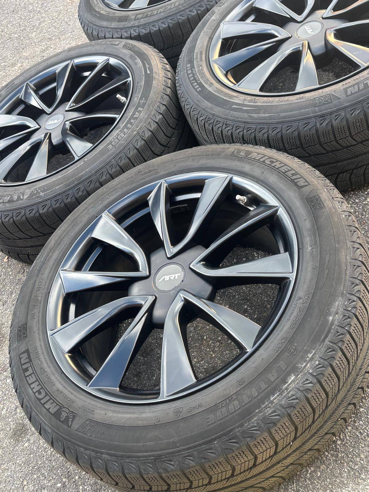 18"TESLA Model Y reps(5x114)+235/55/R18 Michelin snows+TPMS - photo 3