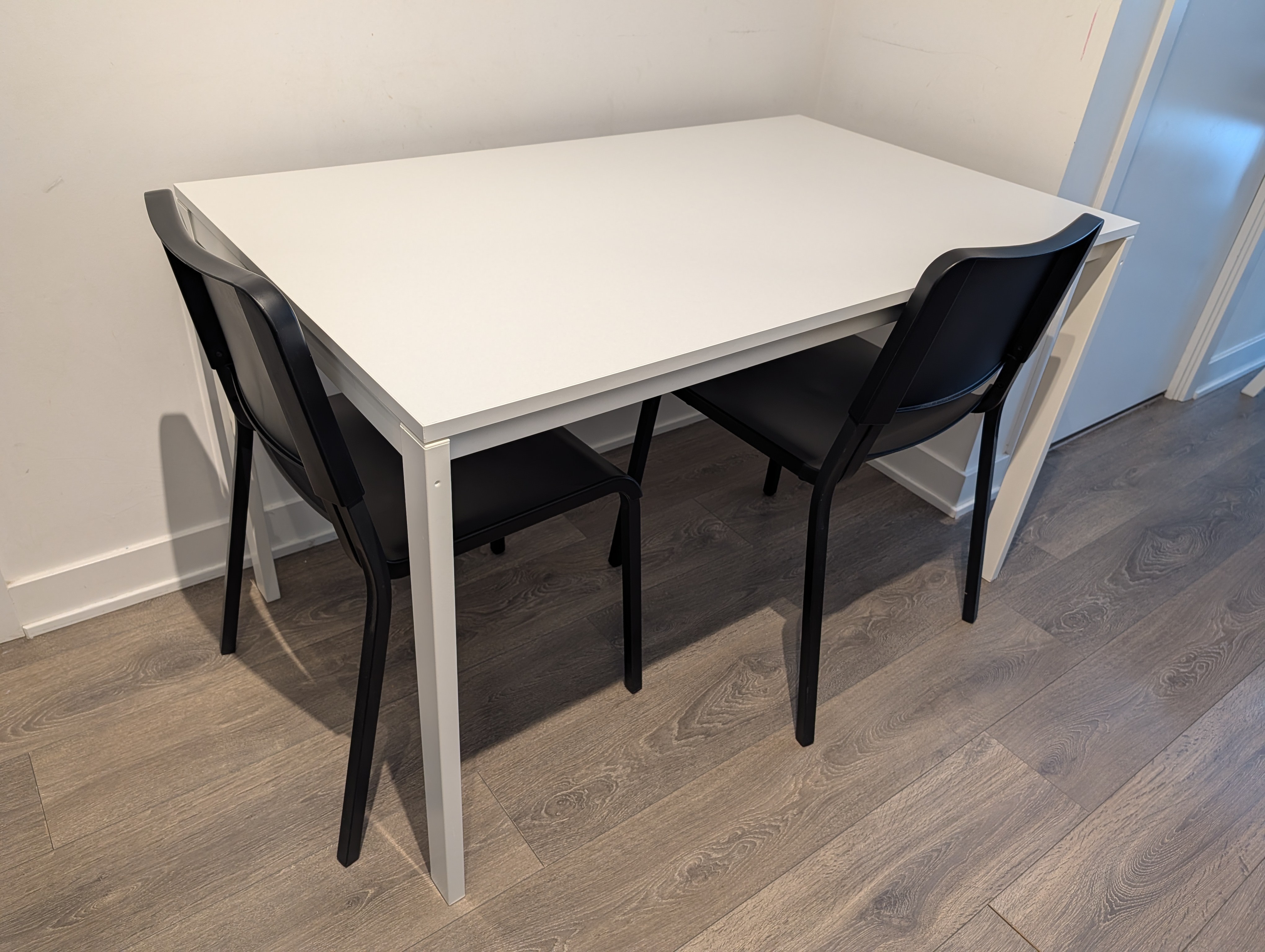 White Desk / Dining Table + 2 Modern Black Chairs Set - photo 2