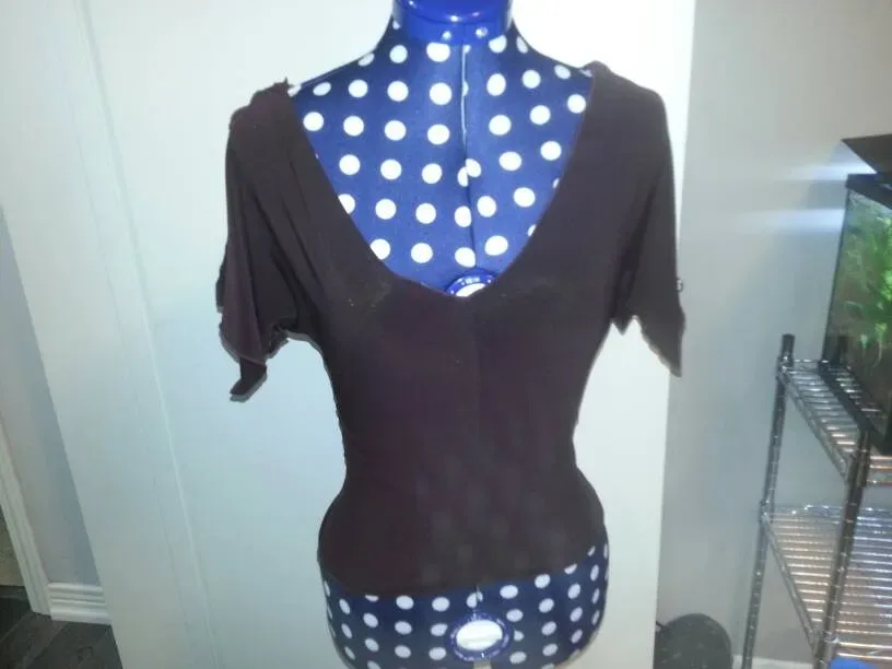 Cute Sirens Crop V-Neck Brown Shirt With Stretchy Elastic An... - photo 3