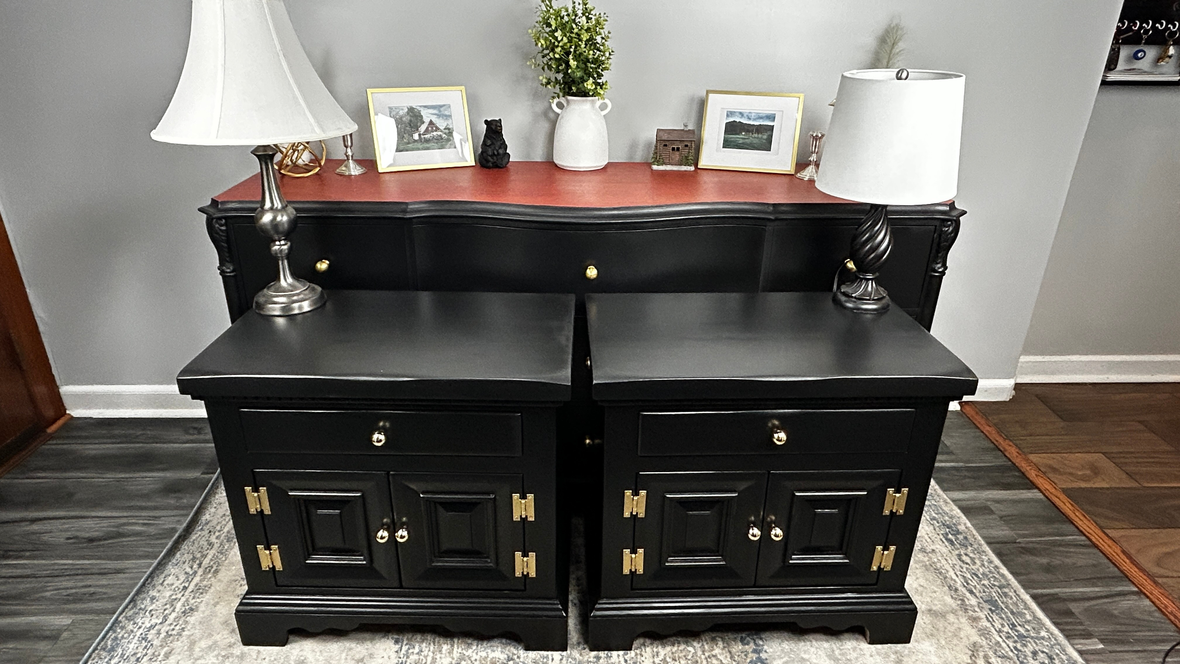 Black Dresser and Nightstands Set Brass/Golden Knobs Delivery. - photo 4
