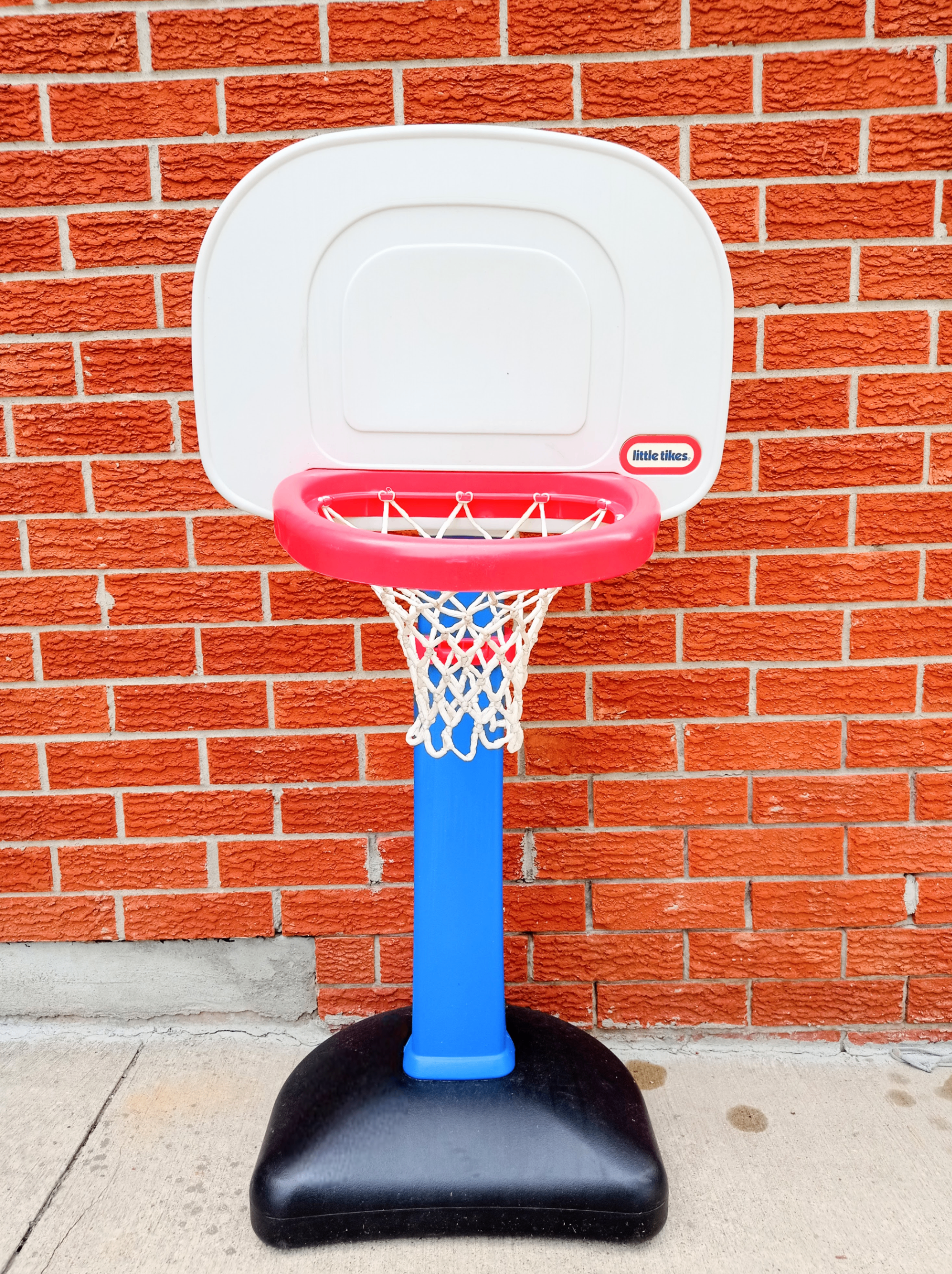 Little Tikes TotSports Easy Score Basketball Set
