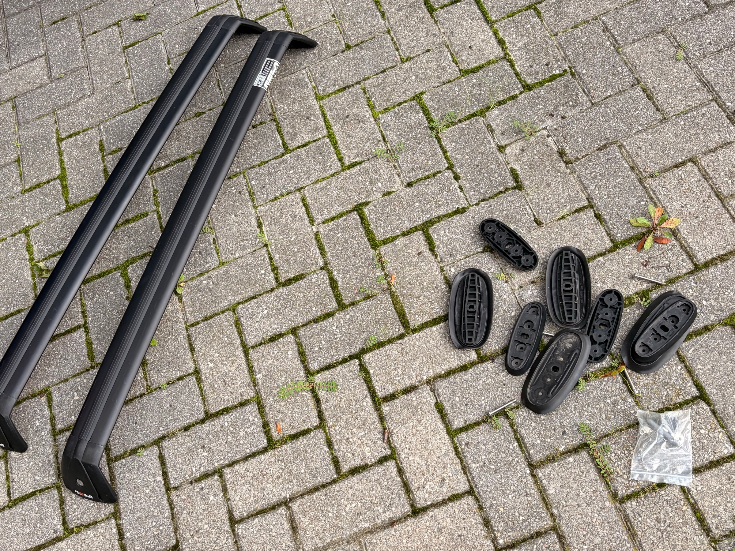 ROLA Aero Roof Rack Crossbars — fits 2012-2017 Hyundai Accent - photo 2