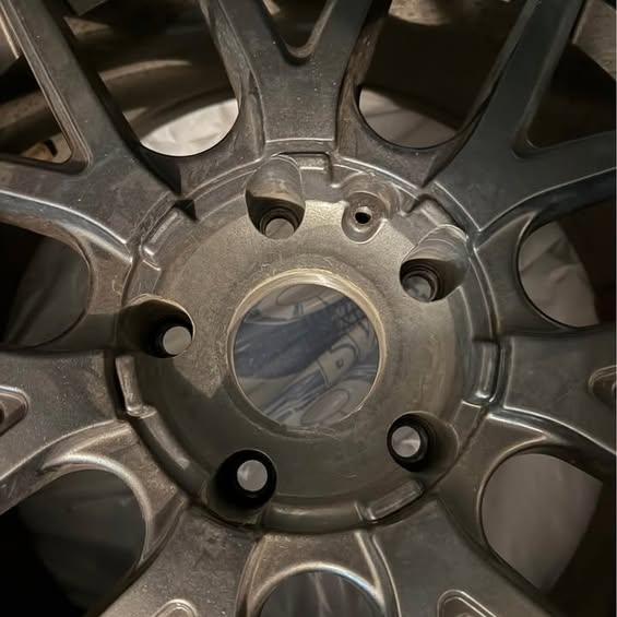 18-inch Touren Alloy Wheels – 5×127 Jeep/Durango – Set of 4 - photo 2