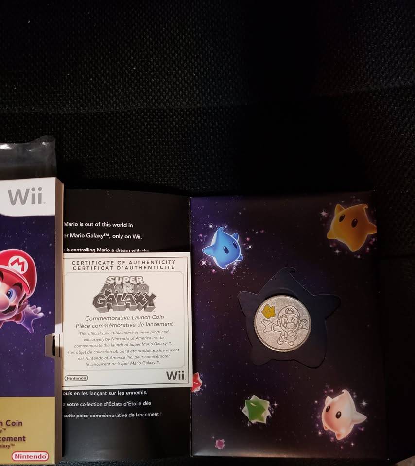 Super Mario Galaxy Nintendo commemorative launch coin. Brand new - photo 2