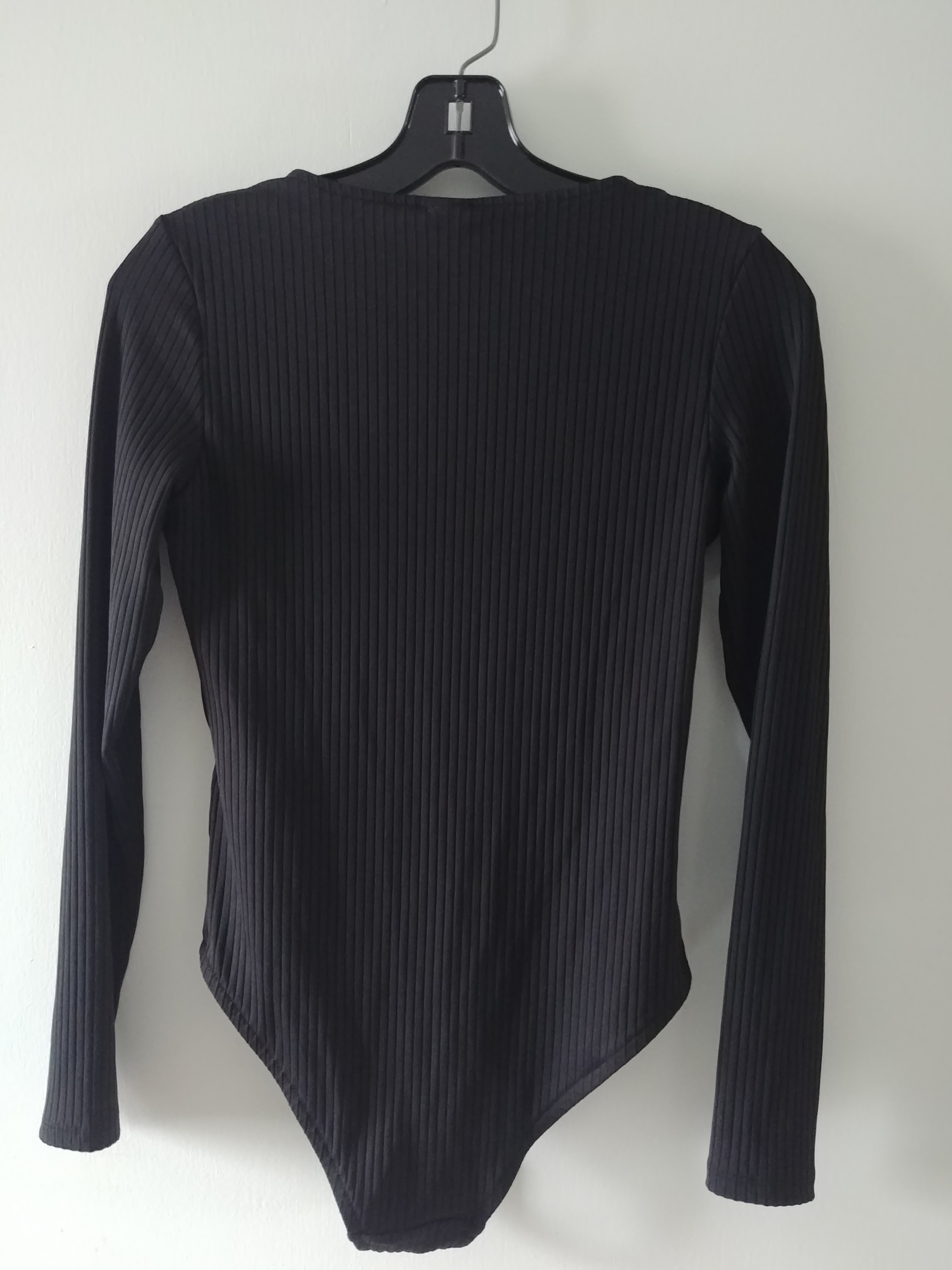 H&M Bodysuit, Medium With Dynamite Cropped Blue Jeans 28 , Set - photo 3