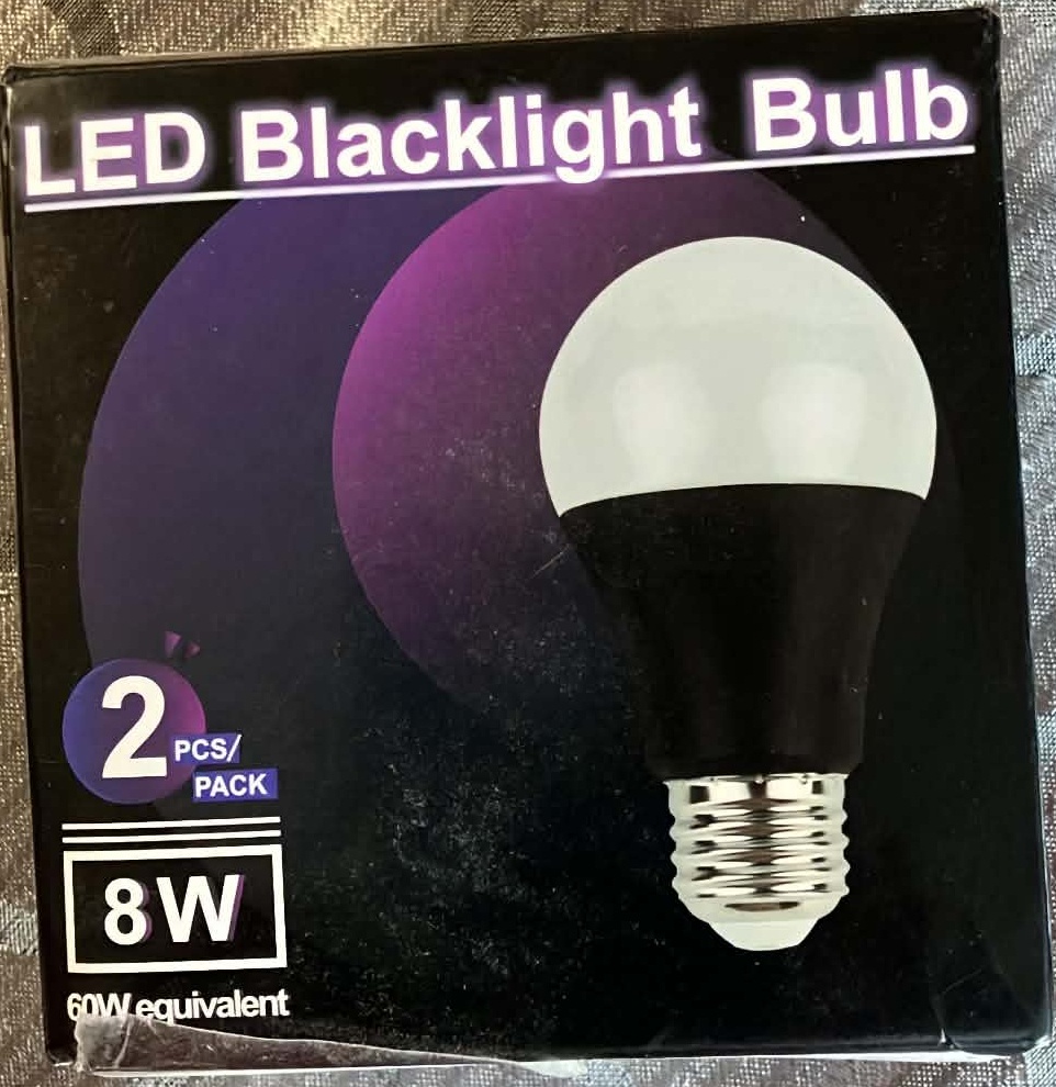 LED Black Light Bulb, 8W (60Watt Equivalent) (New)