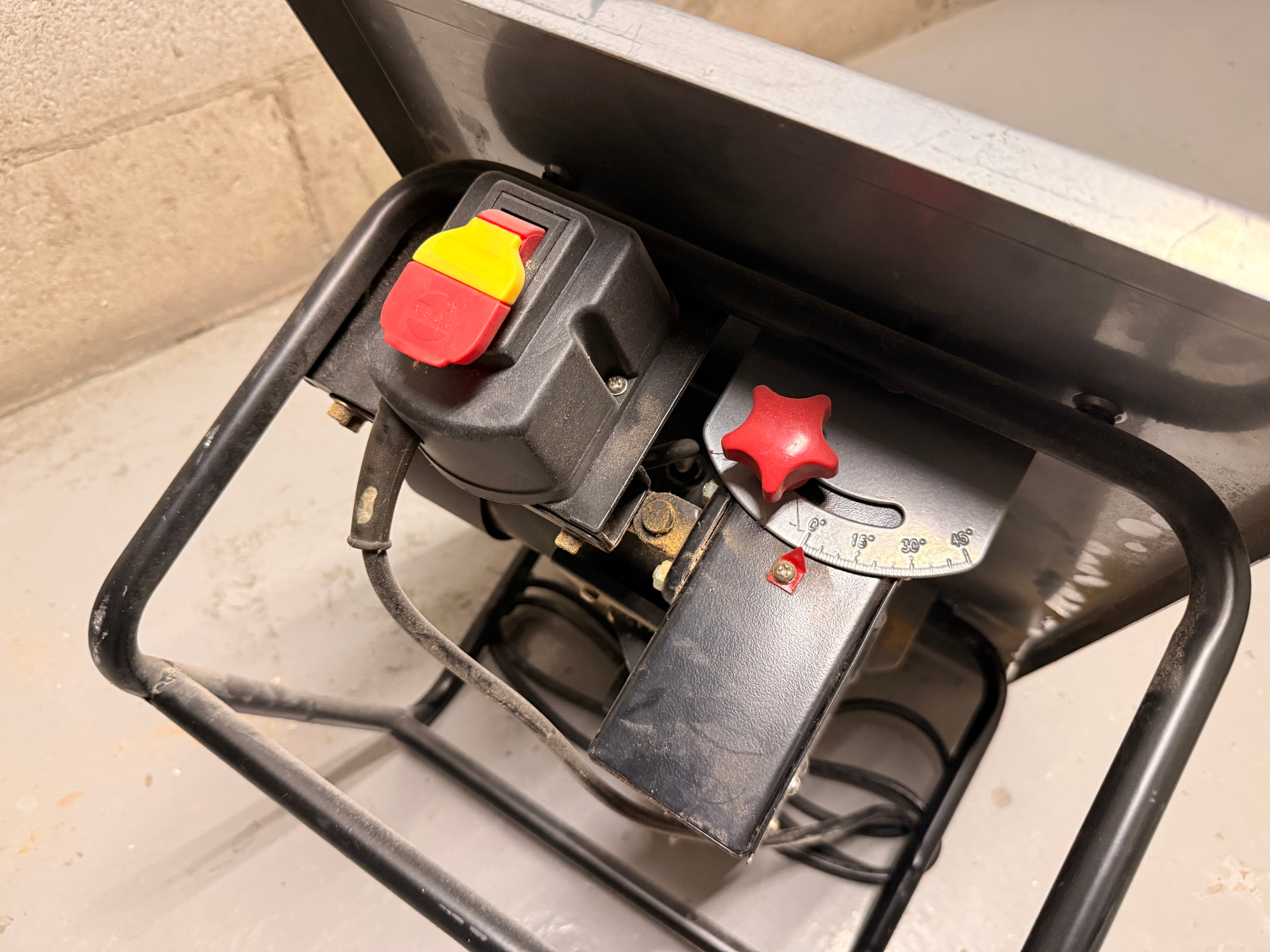 8 1/4 Portable Compact Table Saw - photo 3