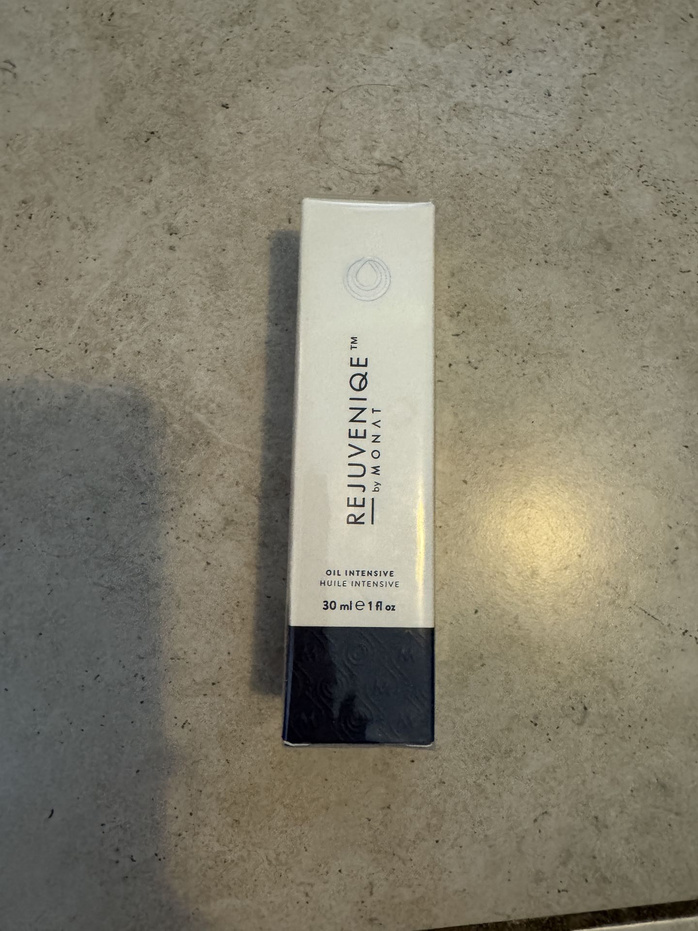 MONAT Rejuveniqe Oil Intensive Hair Treatment
