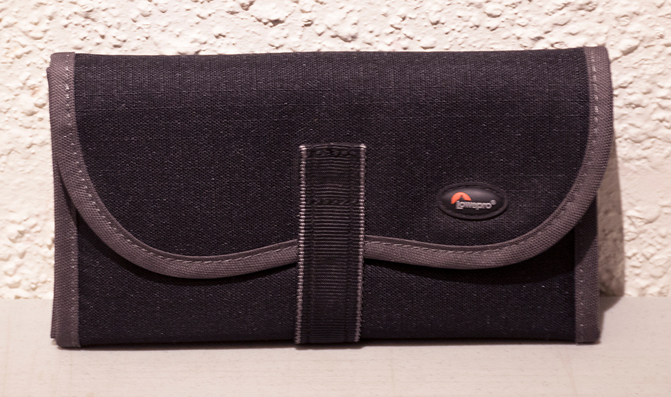 Lowepro 6-Pocket Padded Filter Wallet (up to 82mm filters) - photo 2