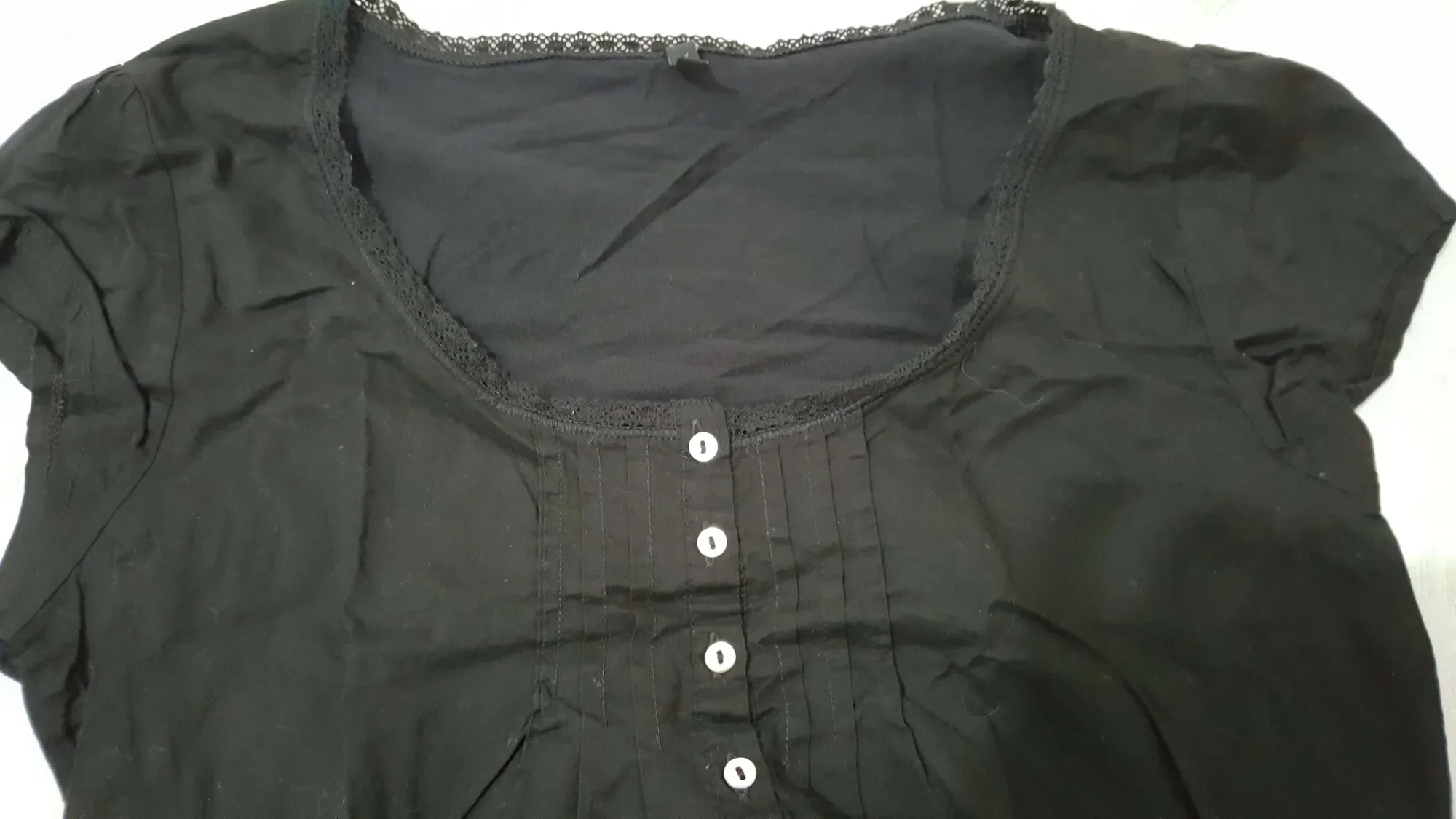 Vintage Benetton Shirt w Lace collar & Tuxedo Styling near th...