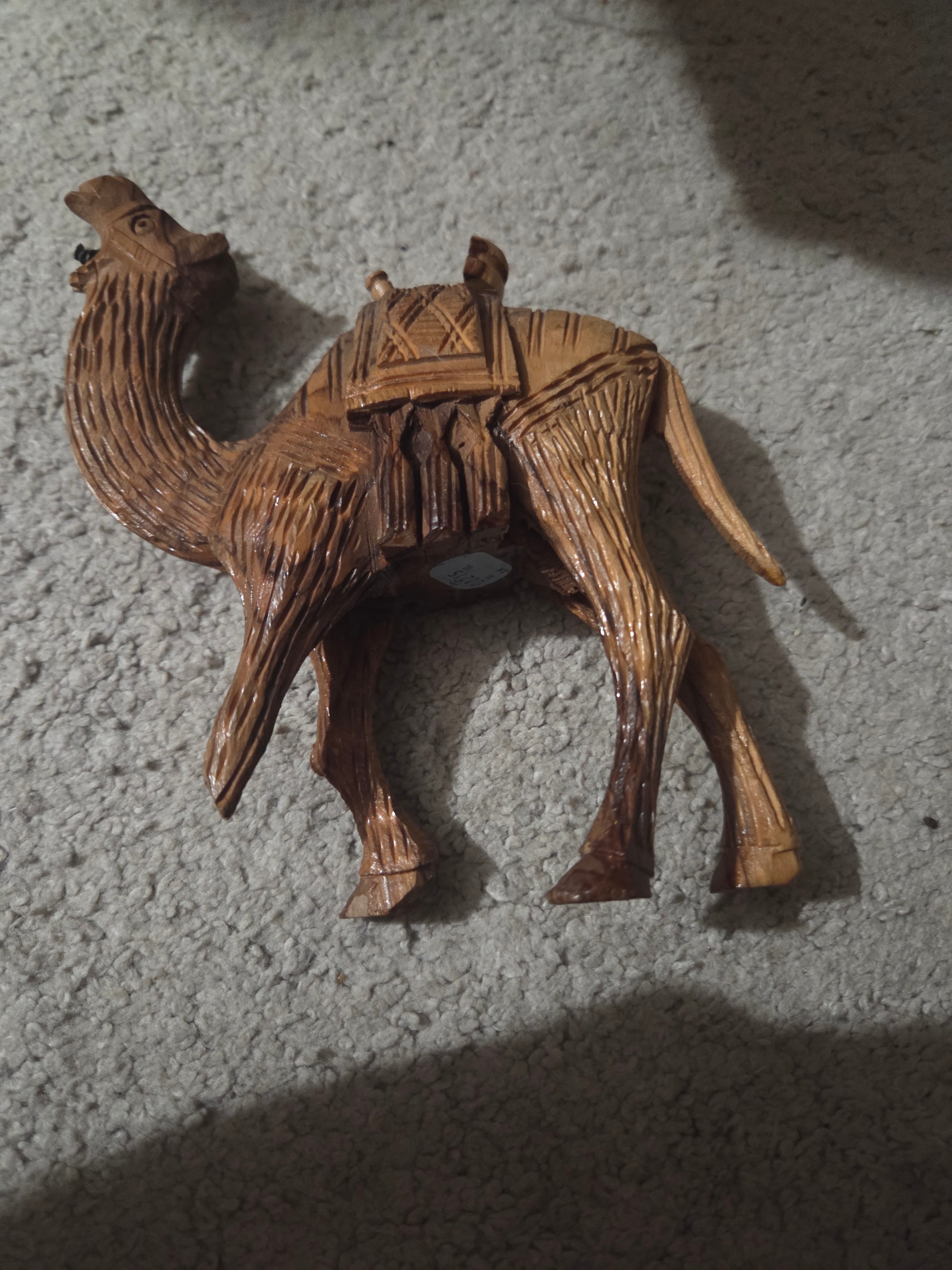 Vintage Hand-Carved Olive Wood Camel Figurine (Minor Damage) - photo 2