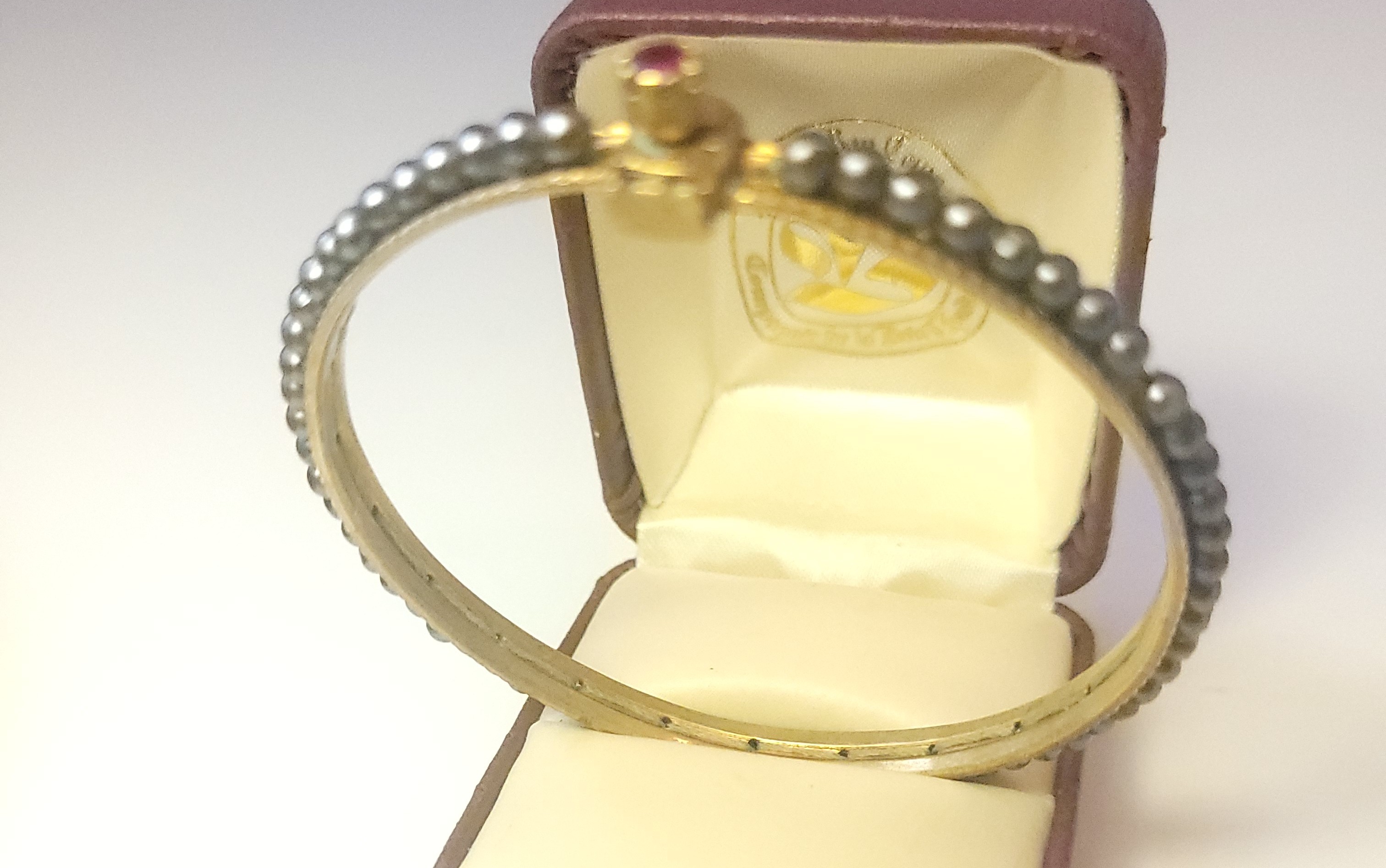 Sloan & Co Antique 1900 Ruby Red Glass Seed Pearl Hinge Bangle - photo 3
