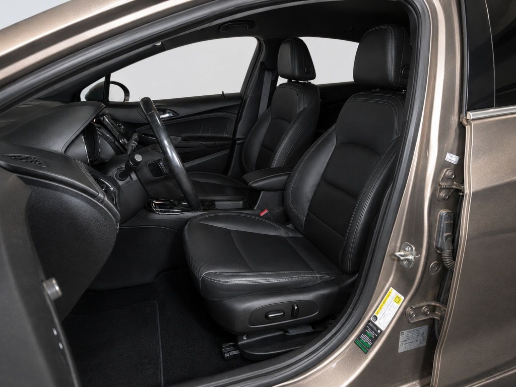 2017 Chevrolet Cruze - photo 5