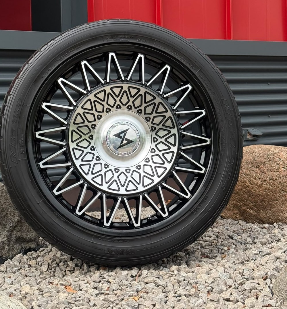 NEW 22”Sentali+(5x112/5x114)+used 285/40/R22 Nitto- GL/GLS/Q7