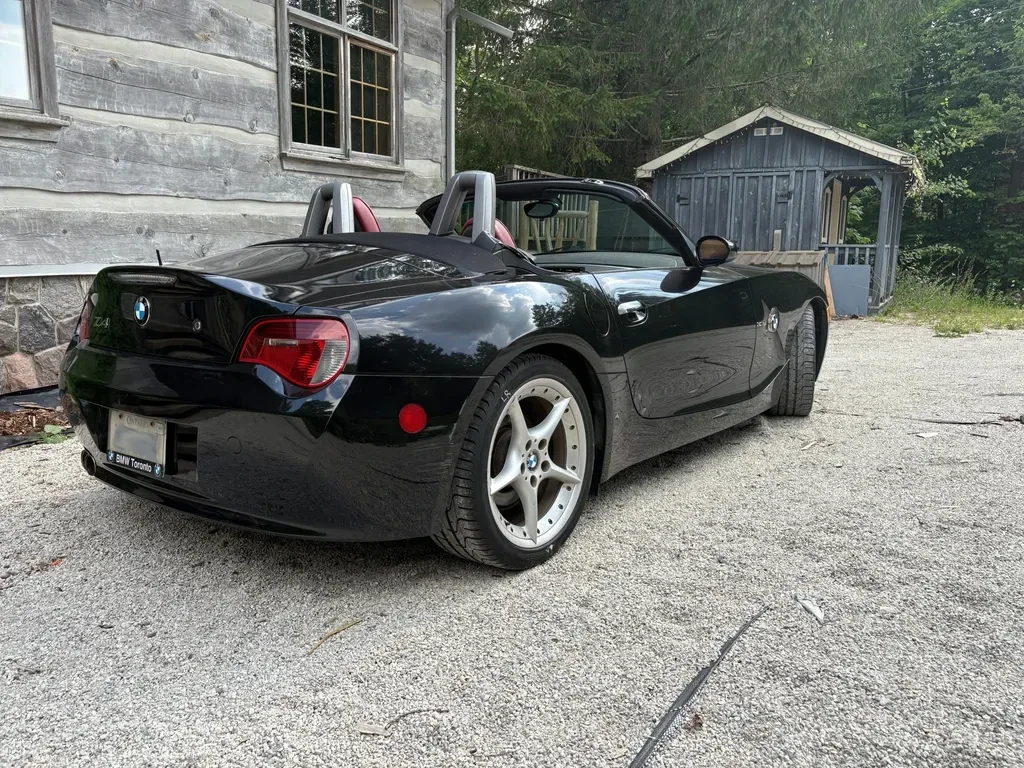 2006 BMW Z4 3.0si Roadster, 6-Speed Manual - photo 3