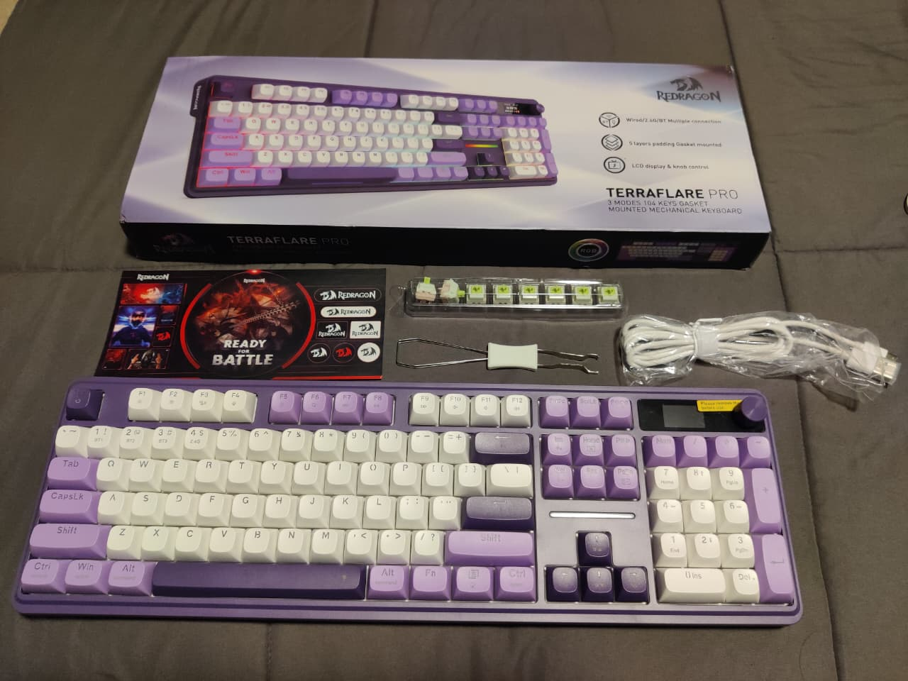 Redragon TERRAFLARE K762 PRO Wireless Mechanical Gaming Keyboard