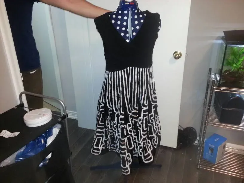 Adrianna Papell Black And White Fancy Dress - photo 2