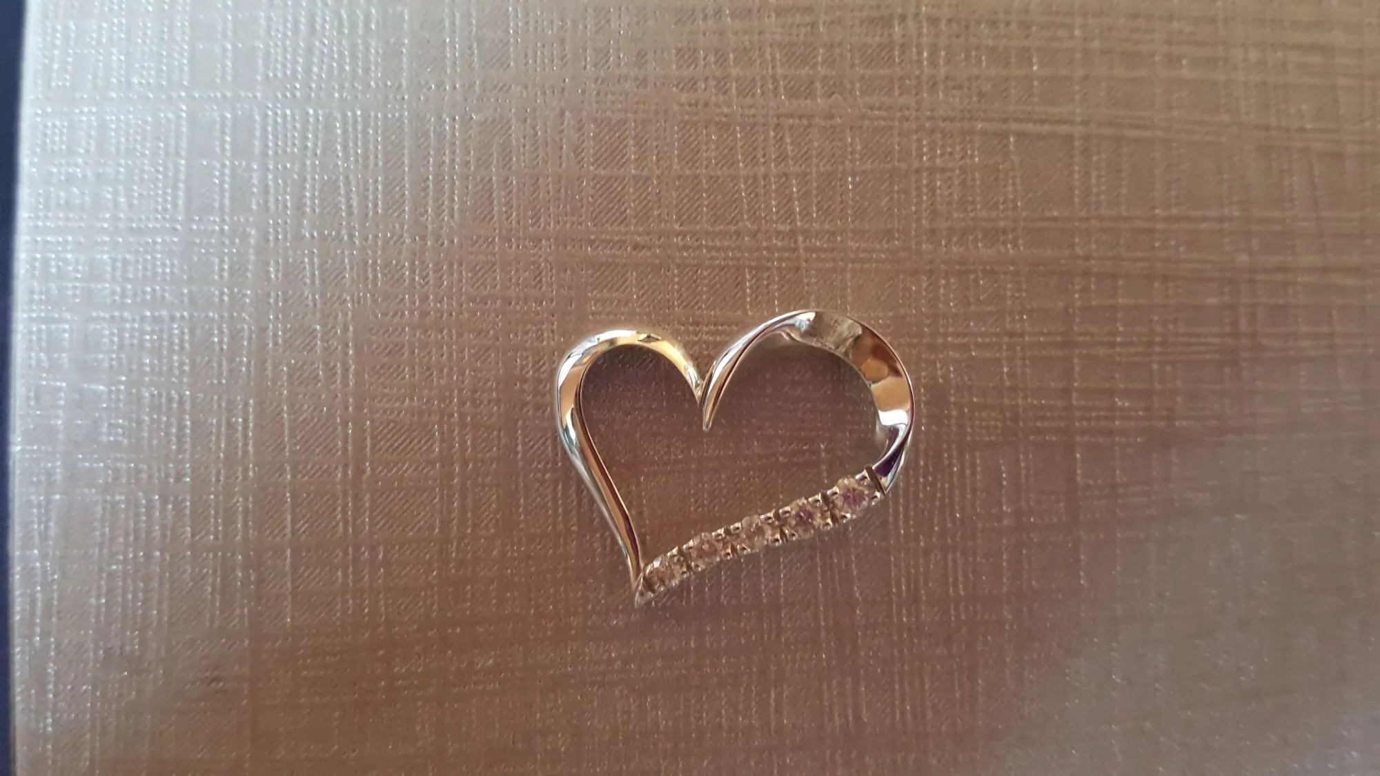 New White Gold w/ 5 Real Diamonds (0.15 CT total) Heart Penda... - photo 2