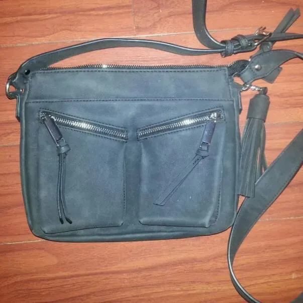 Vegan "Leather" Purse / handbag (Like New Condition)