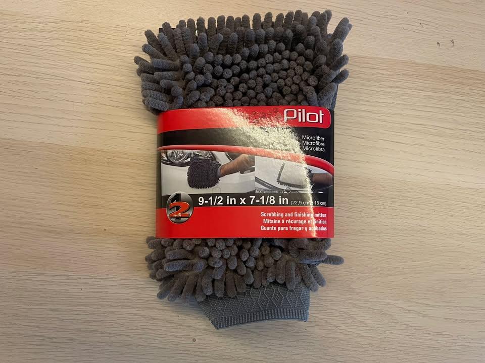 2 for $1 - Car Detailing Microfibre Cloth/Glove/Mitten