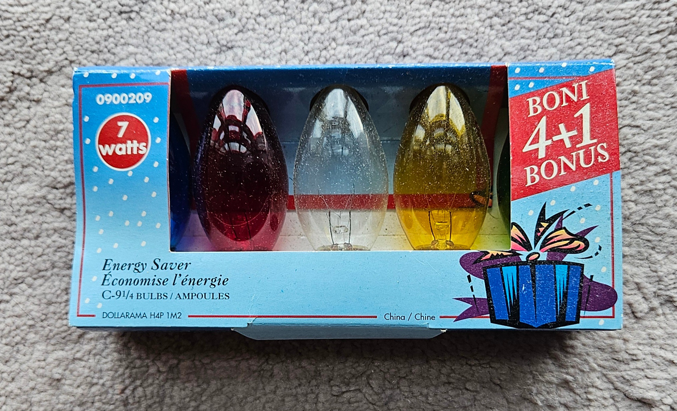 BRAND NEW IN BOX! COLORFULL 5 LIGHT BULBS