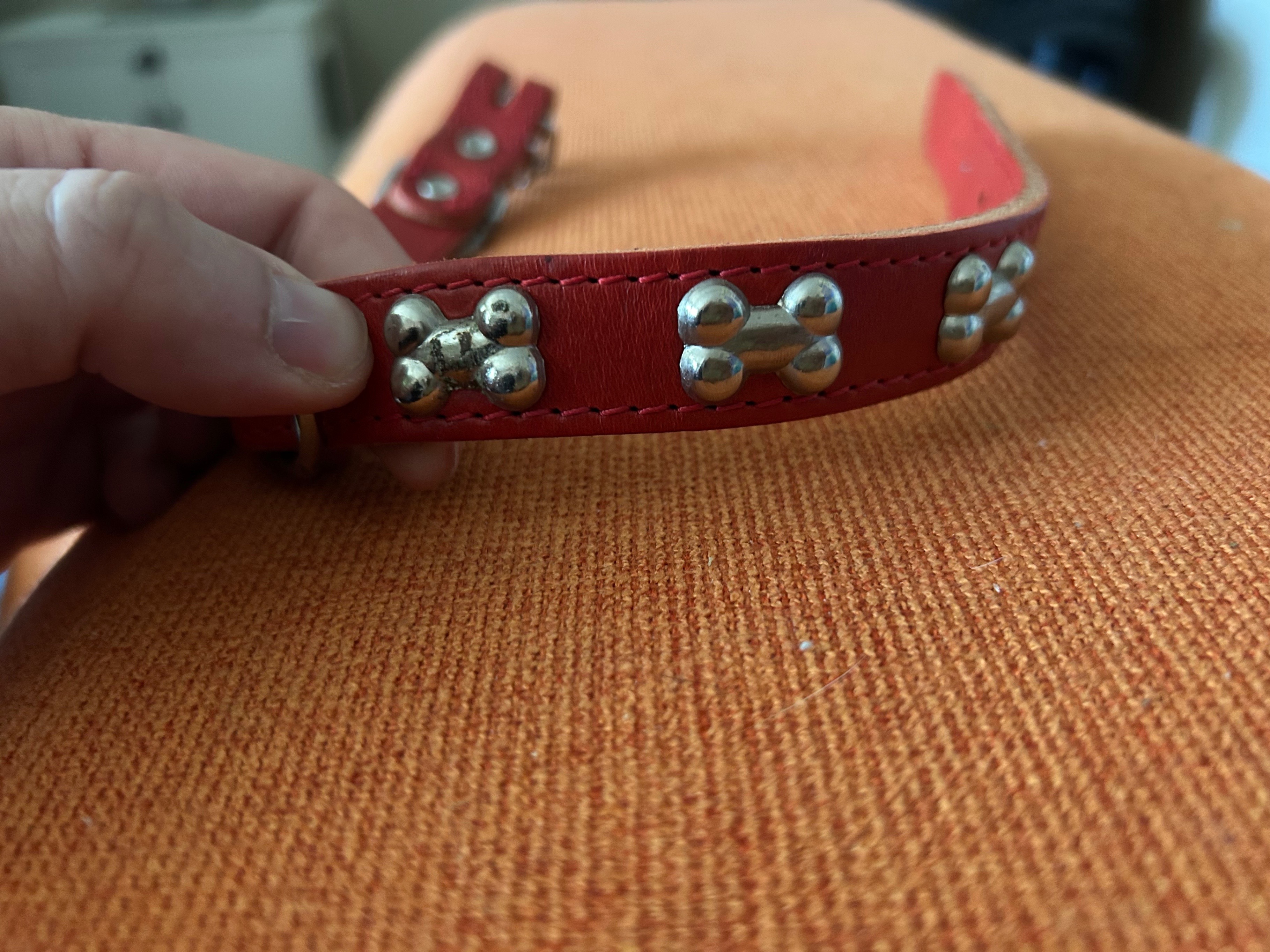 Red Leather Dog Collar - 41cm long - photo 4