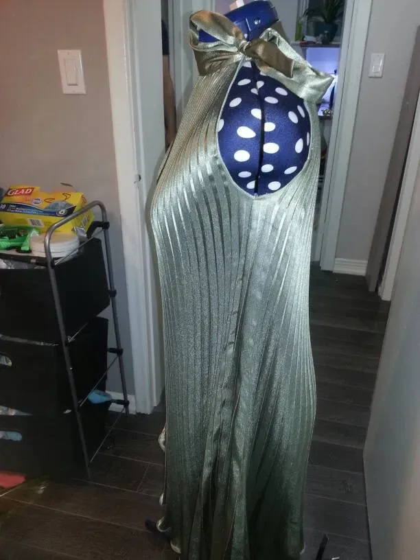 Fancy Ass Shiny Green Dress With Tie On Neck - photo 3