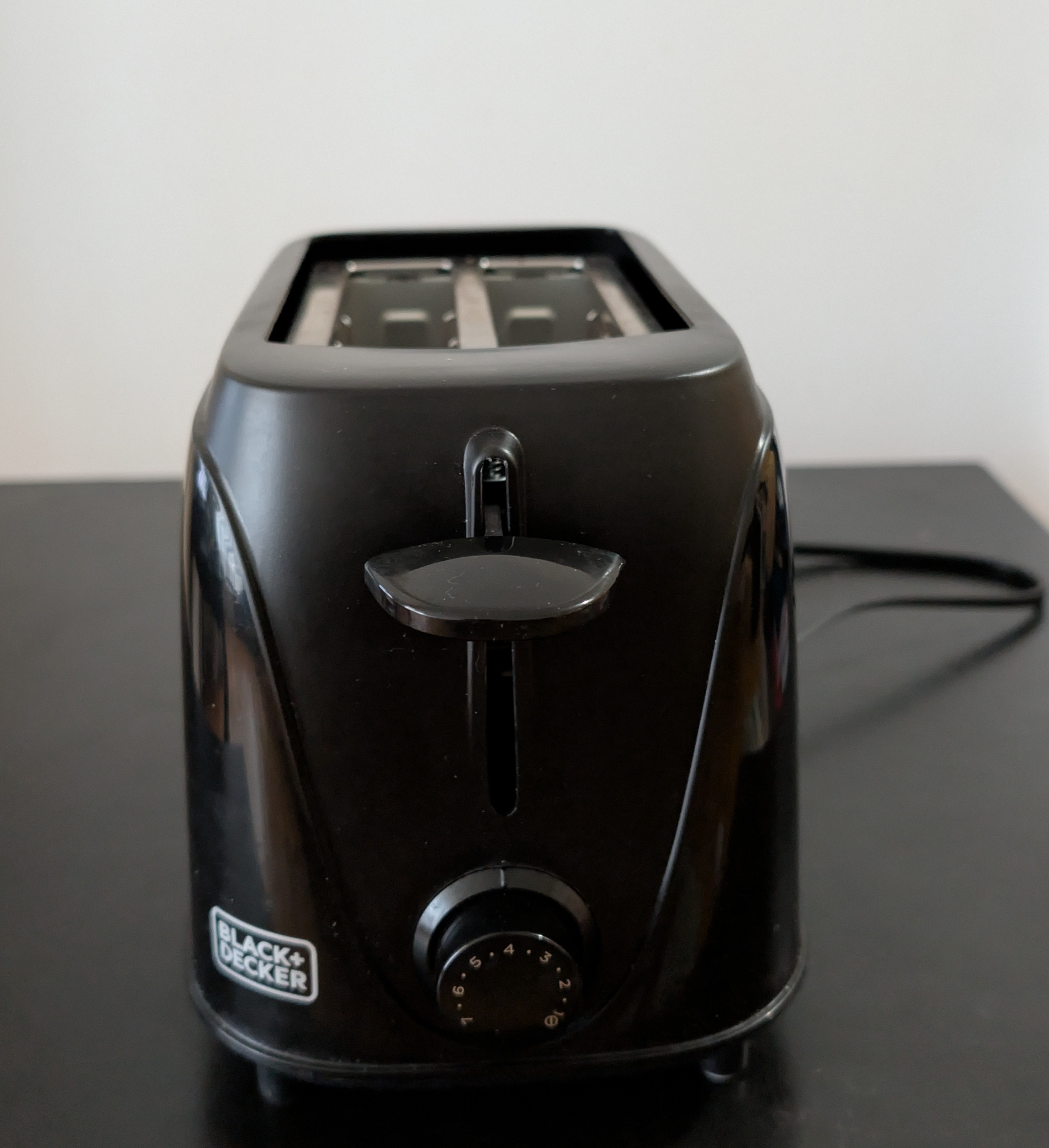 ‼️MOVING OUT SALE‼️Black+Decker 2-Slice Toaster