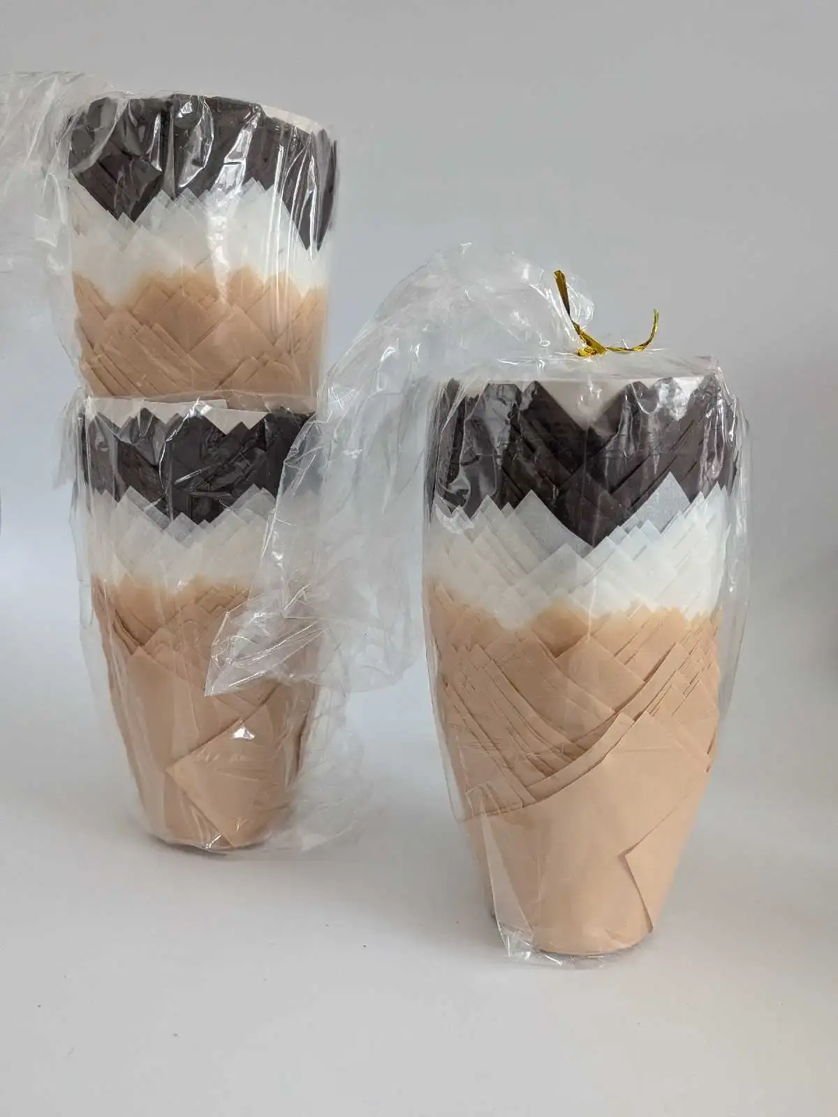 Tulip Cupcake Liners - 200 Pcs - photo 3