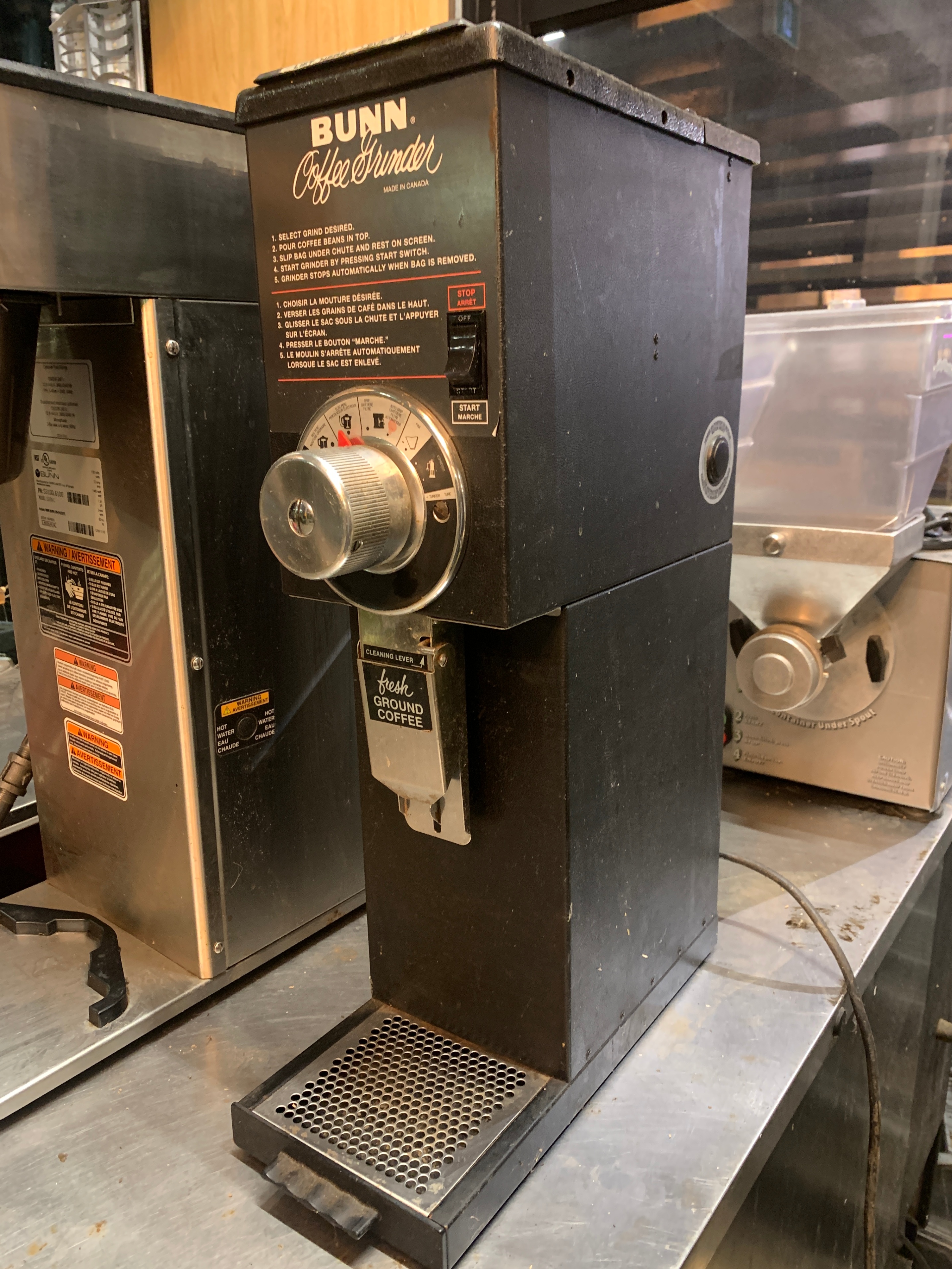 BUNN G Series Pro Commercial Bulk Coffee Bean Grinder - photo 4