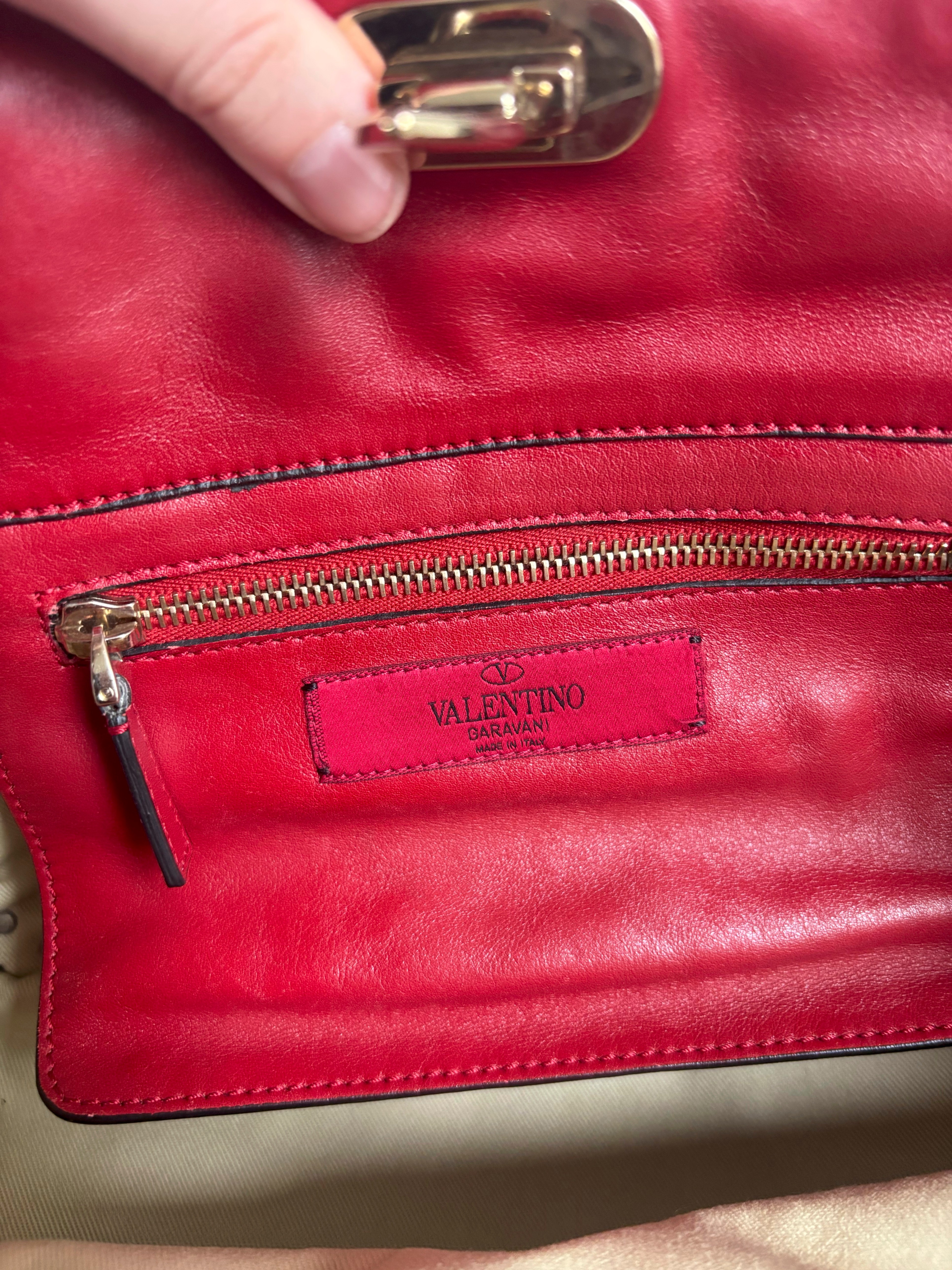 Authentic Valentino Red Rock Stud Tote Bag - photo 3